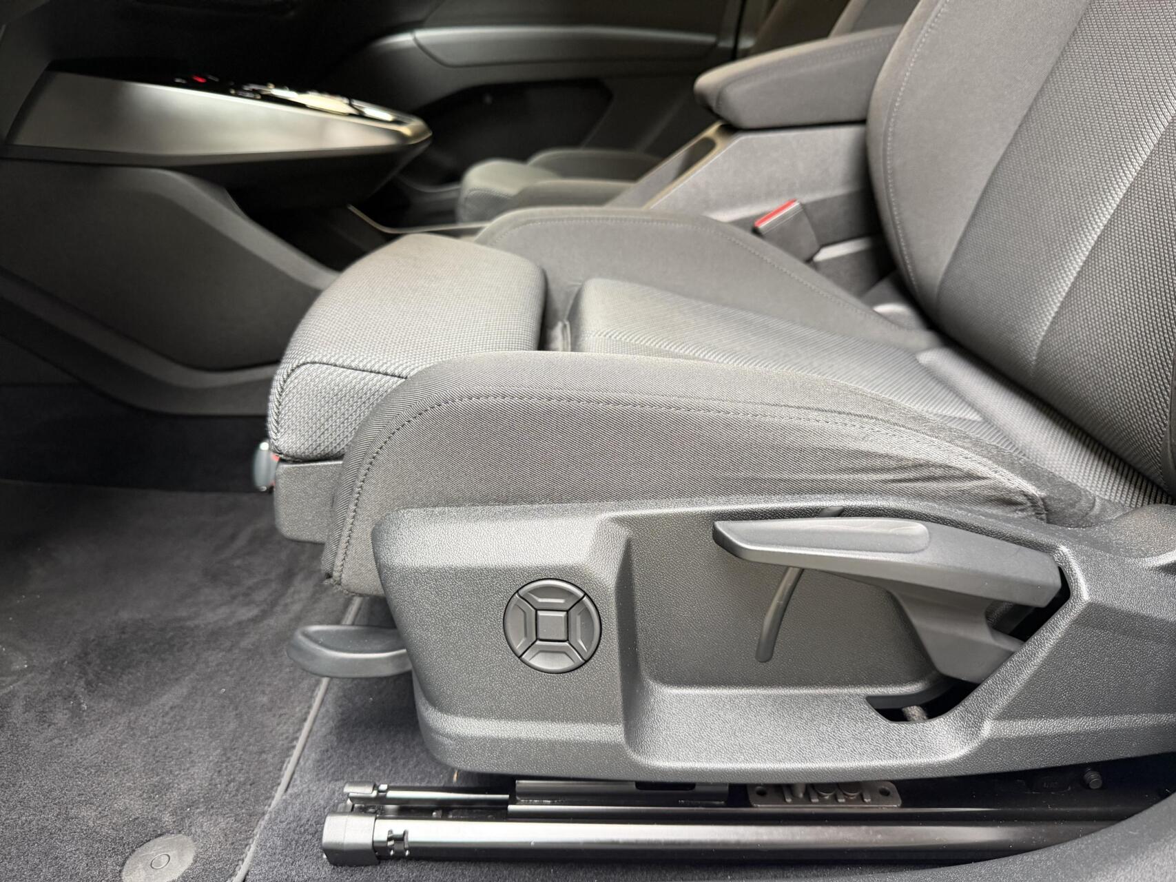 Foto van Audi Q4 Sportback 40 E-tron