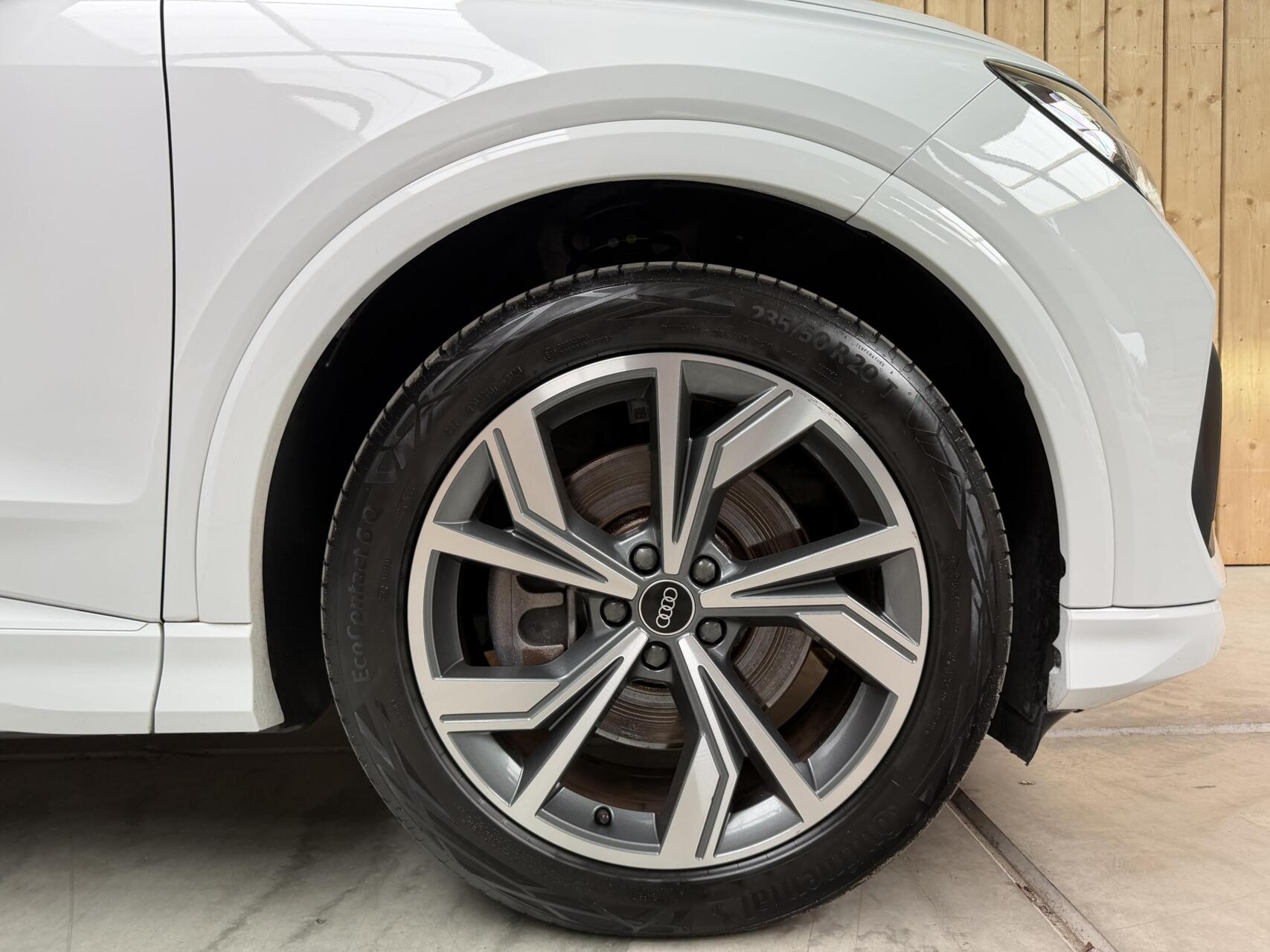 Foto van Audi Q4 Sportback 40 E-tron