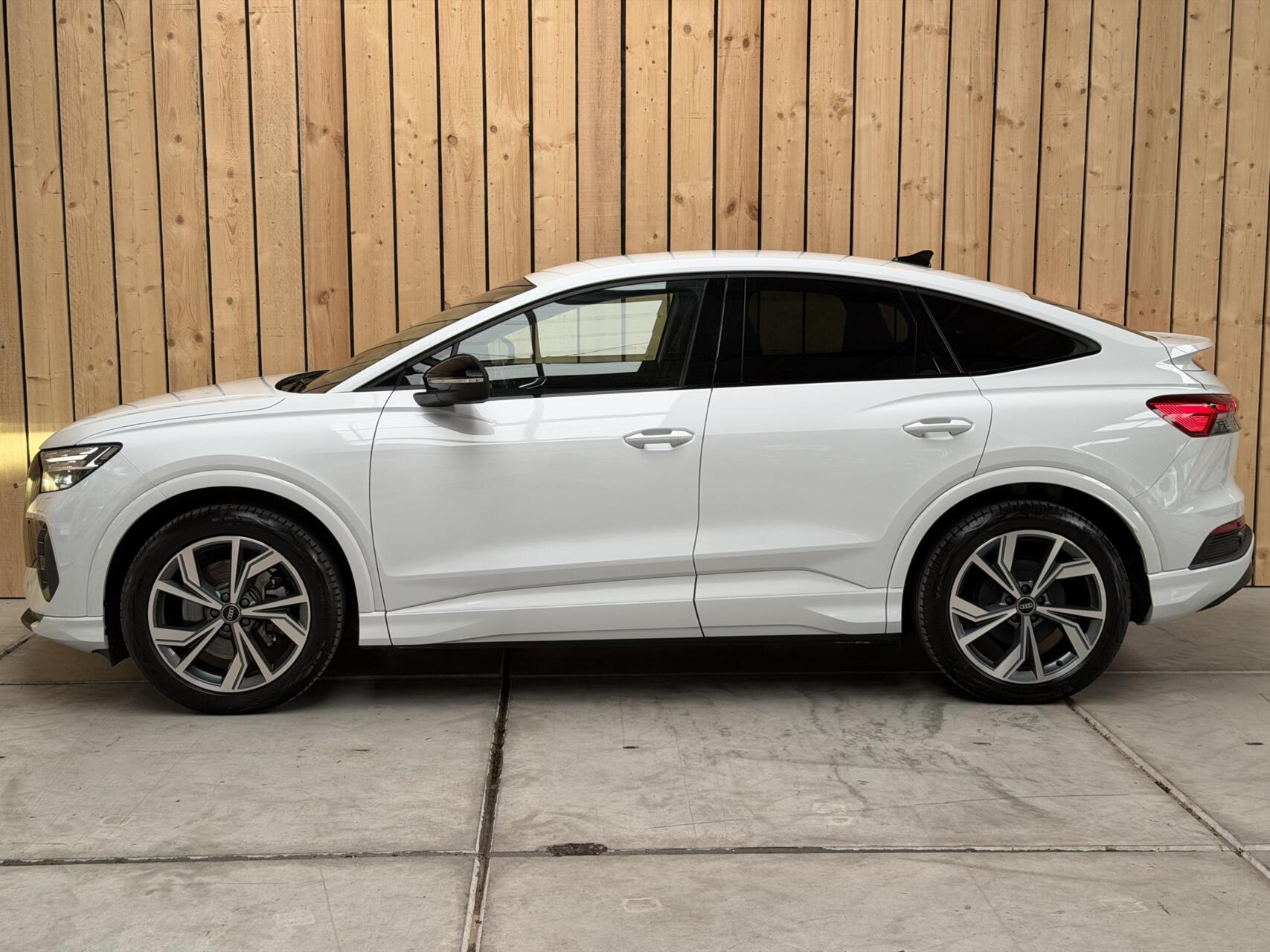 Foto van Audi Q4 Sportback 40 E-tron