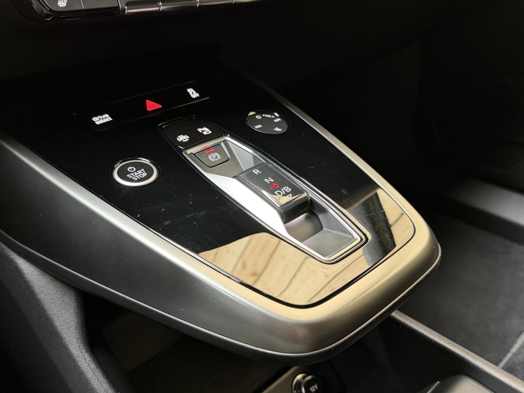 Foto van Audi Q4 Sportback 40 E-tron