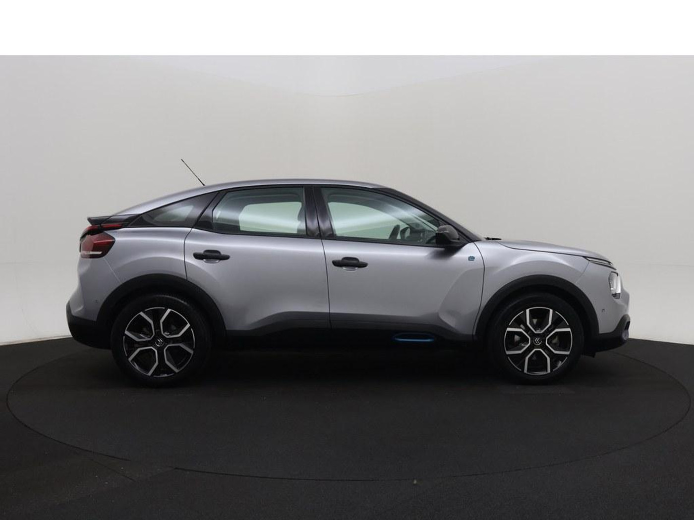 Foto van Citroen E-c4
