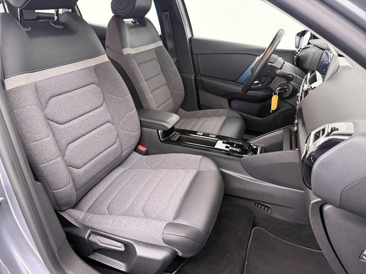 Foto van Citroen E-c4