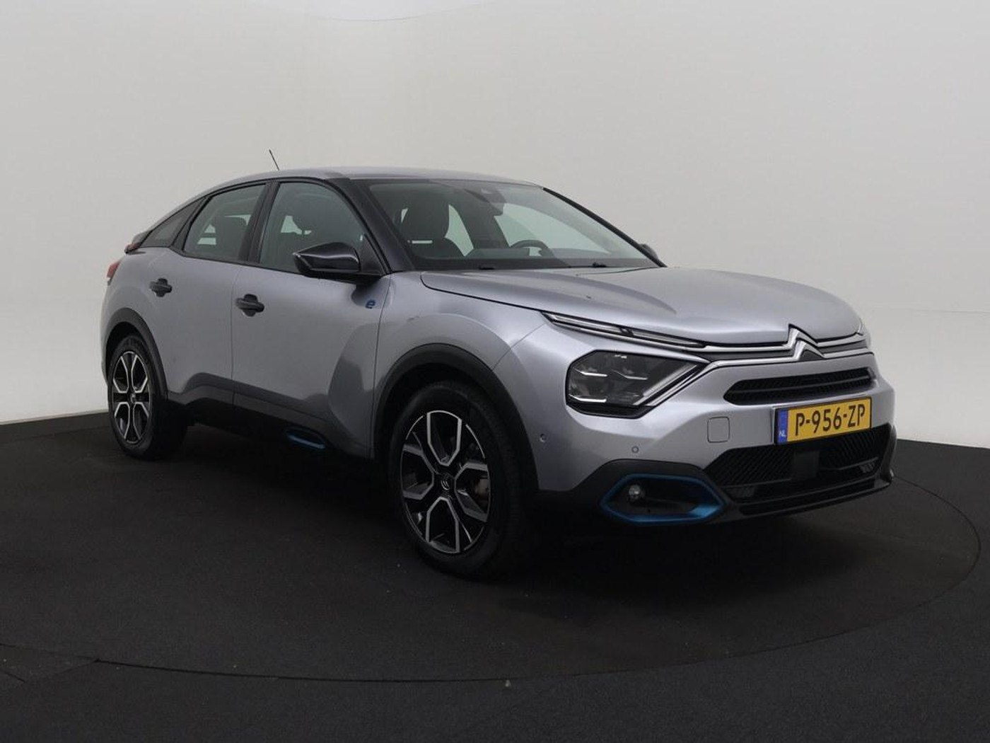 Foto van Citroen E-c4