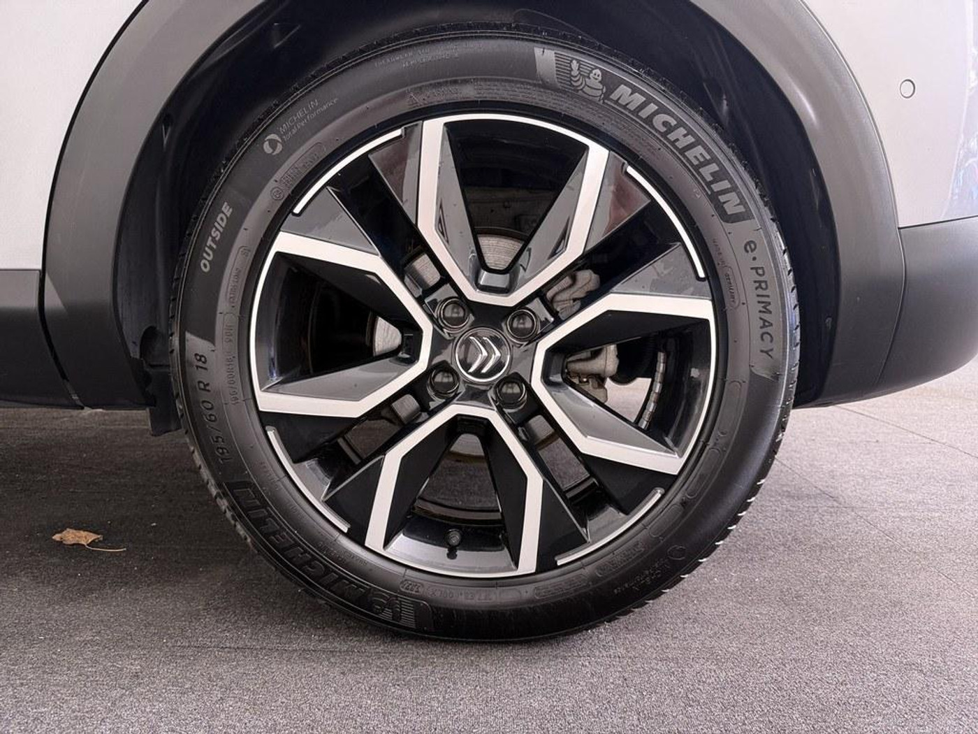 Foto van Citroen E-c4