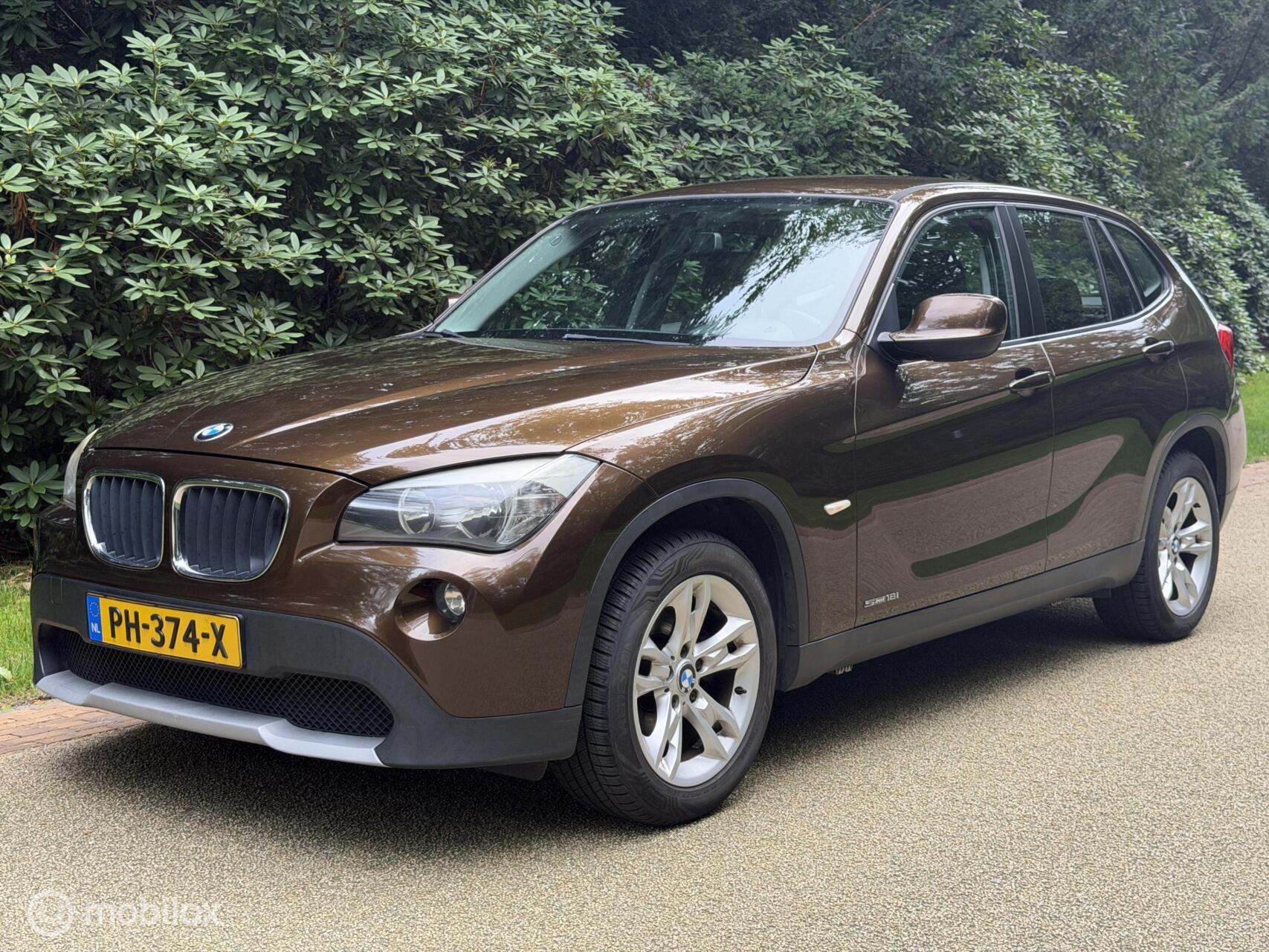 BMW X1 sDrive 18i sDrive18i Executive Trekhaak Cruise Clima Goed Onderh 2010 - voorkant