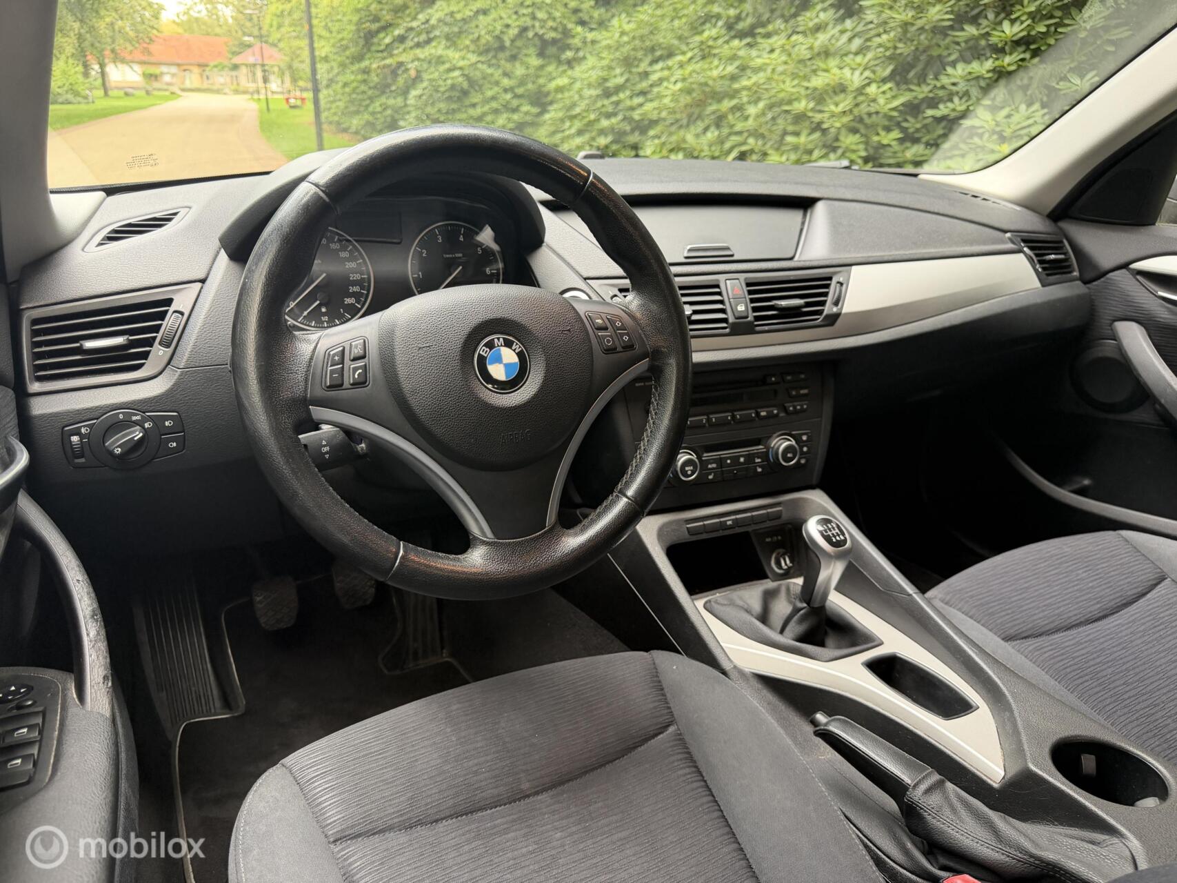 Foto van BMW X1 sDrive 18i