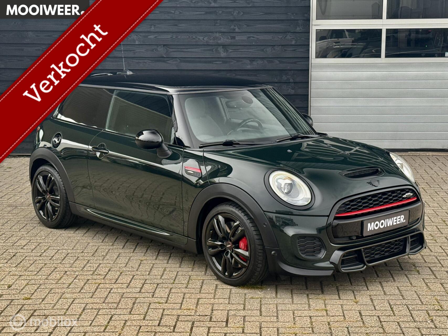 Mini John Cooper Works 2.0 John Cooper Works Chili | Automaat | LED | 231 PK 2016 - voorkant