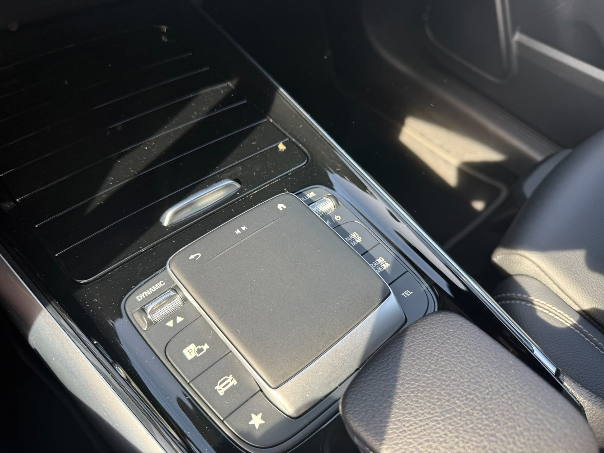 Foto van Mercedes-Benz B 200