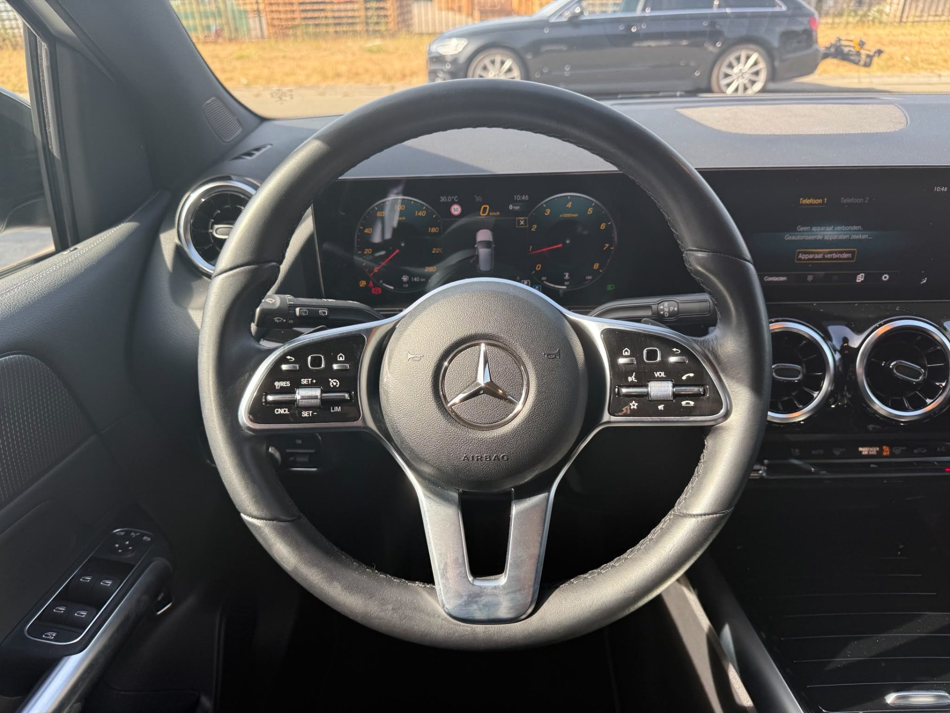 Foto van Mercedes-Benz B 200