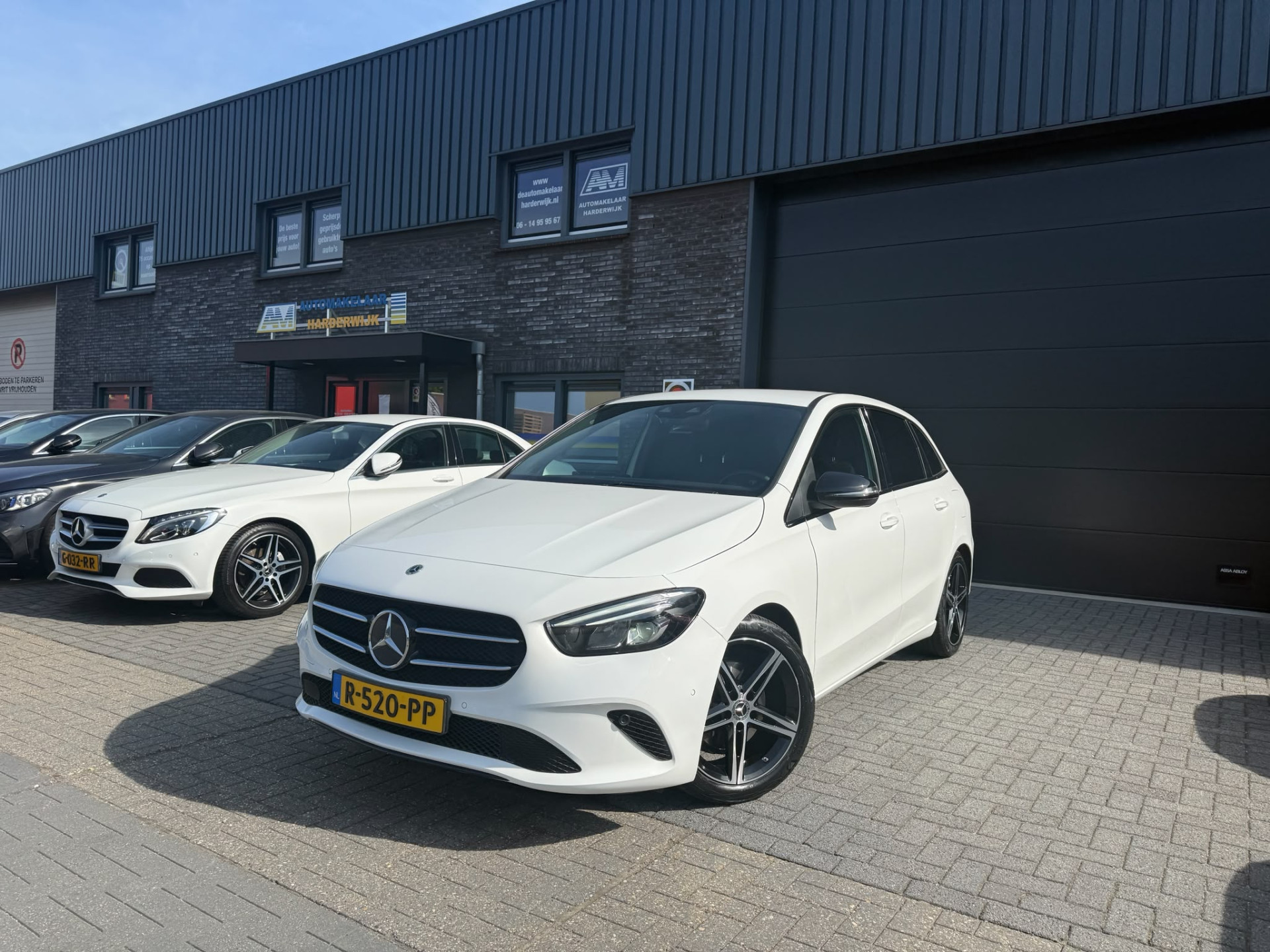 Foto van Mercedes-Benz B 200
