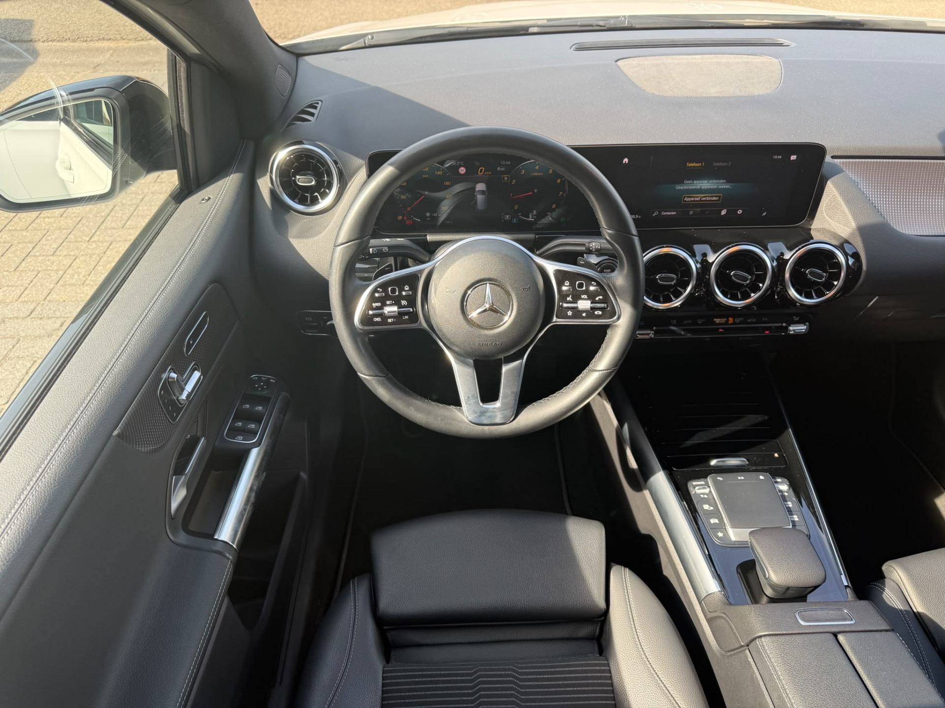 Foto van Mercedes-Benz B 200