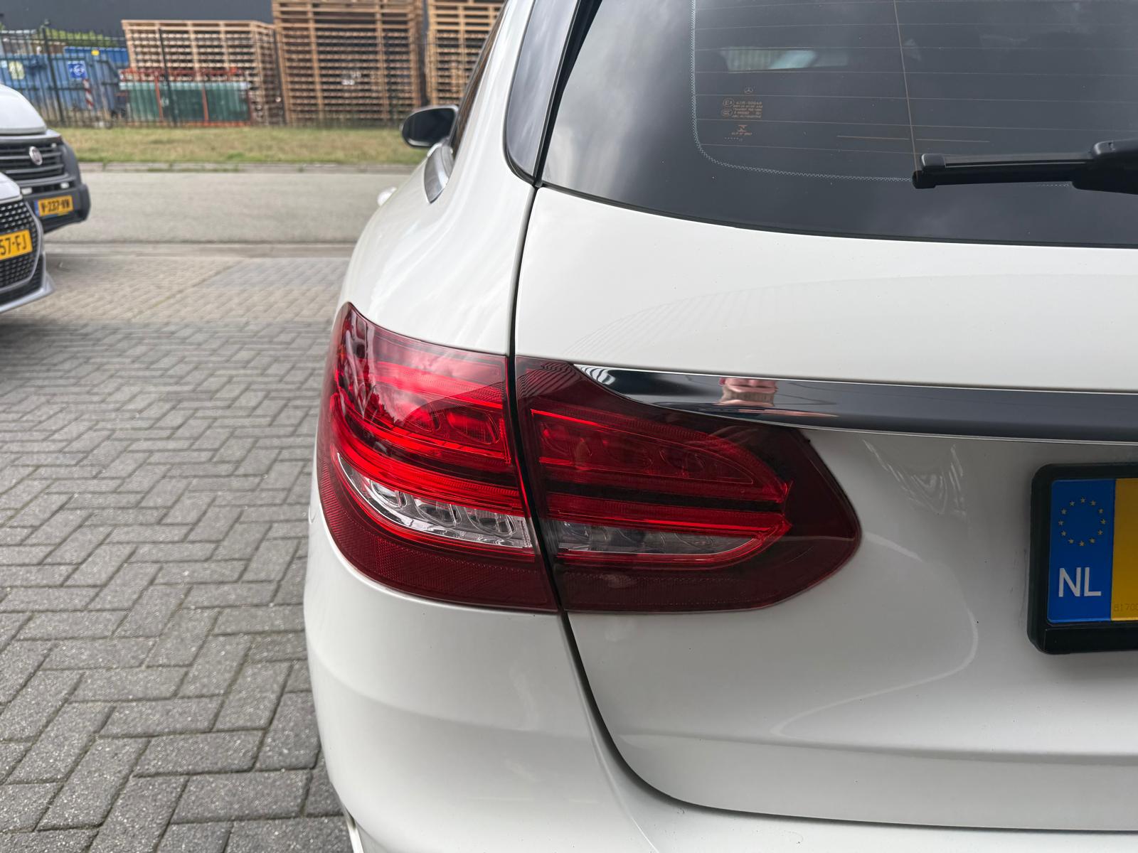 Foto van Mercedes-Benz C 180