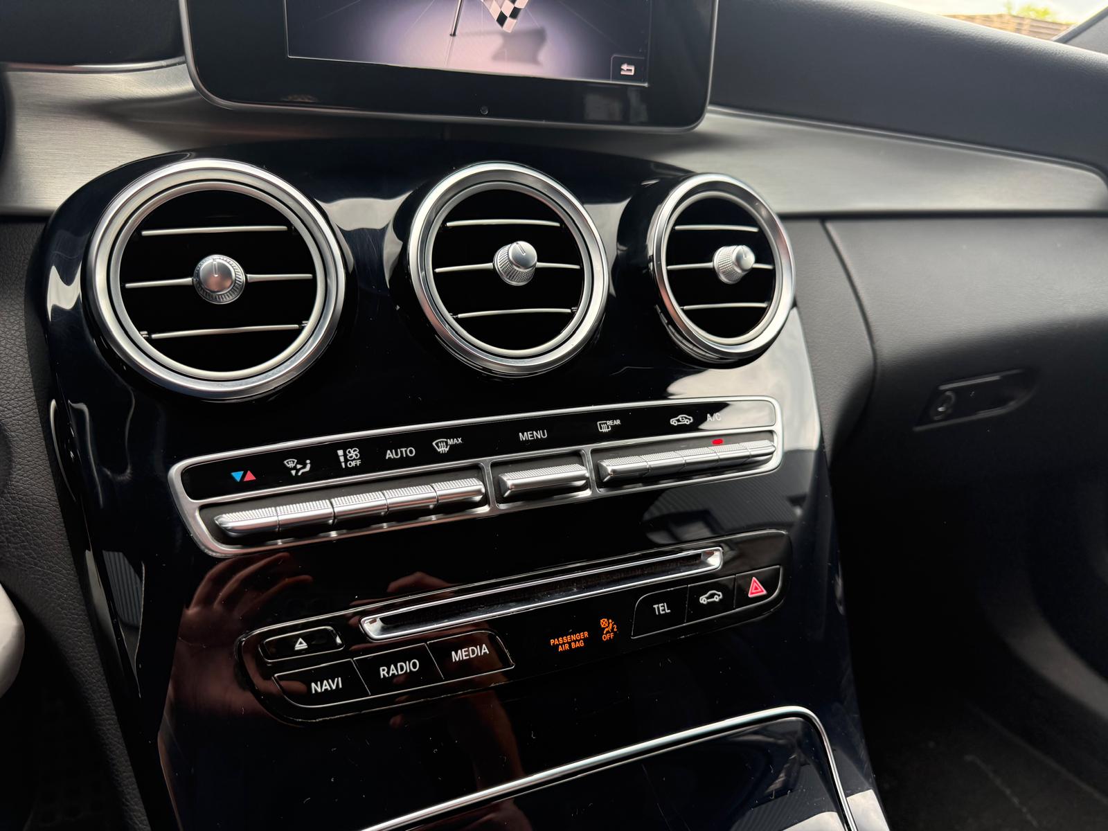 Foto van Mercedes-Benz C 180