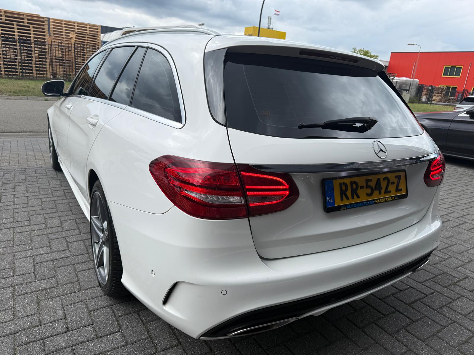 Foto van Mercedes-Benz C 180