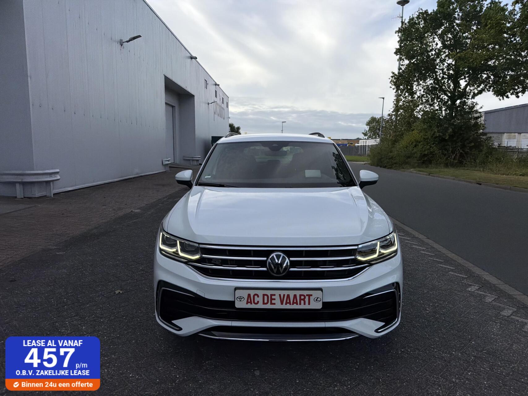 Volkswagen Tiguan 1.4 TSI eHybrid R-Line Business+ - 245PK 2022 - voorkant