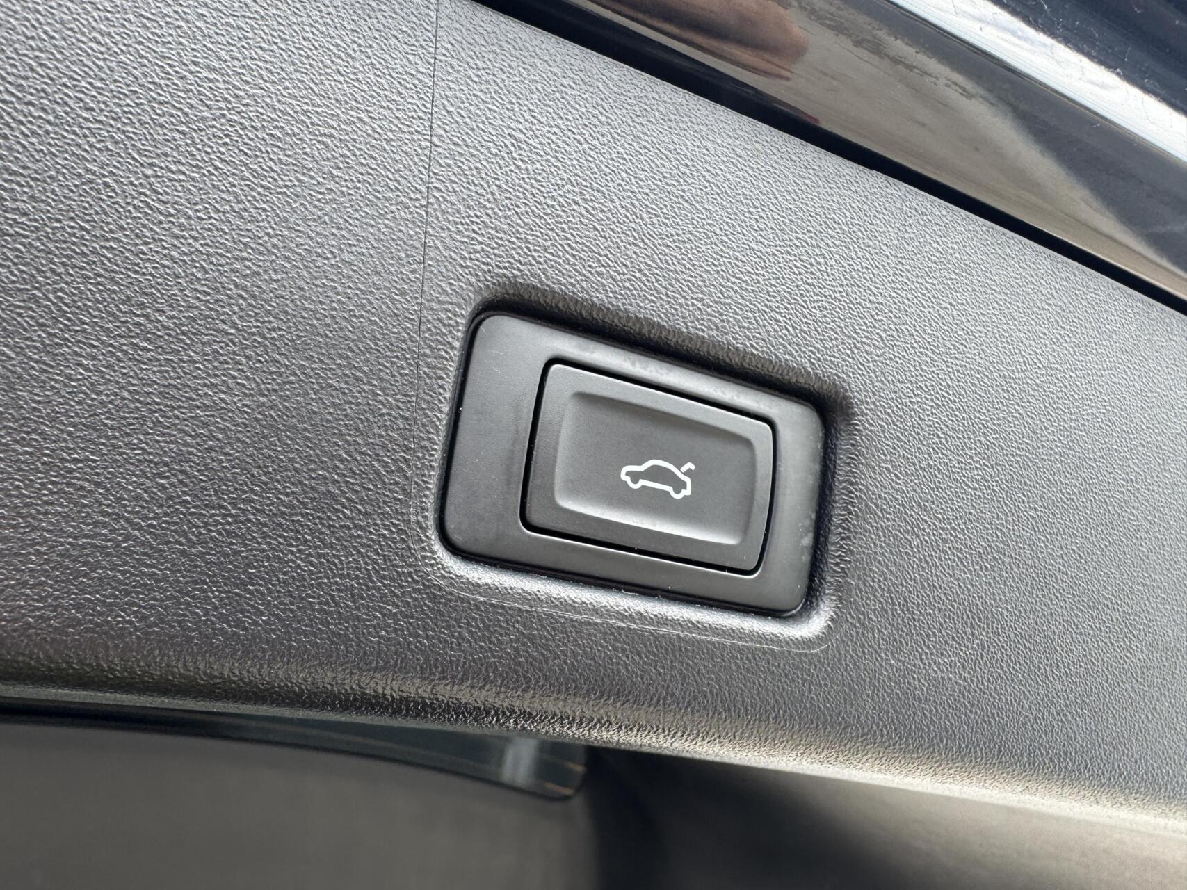 Foto van Audi Q4 Sportback 40 E-tron