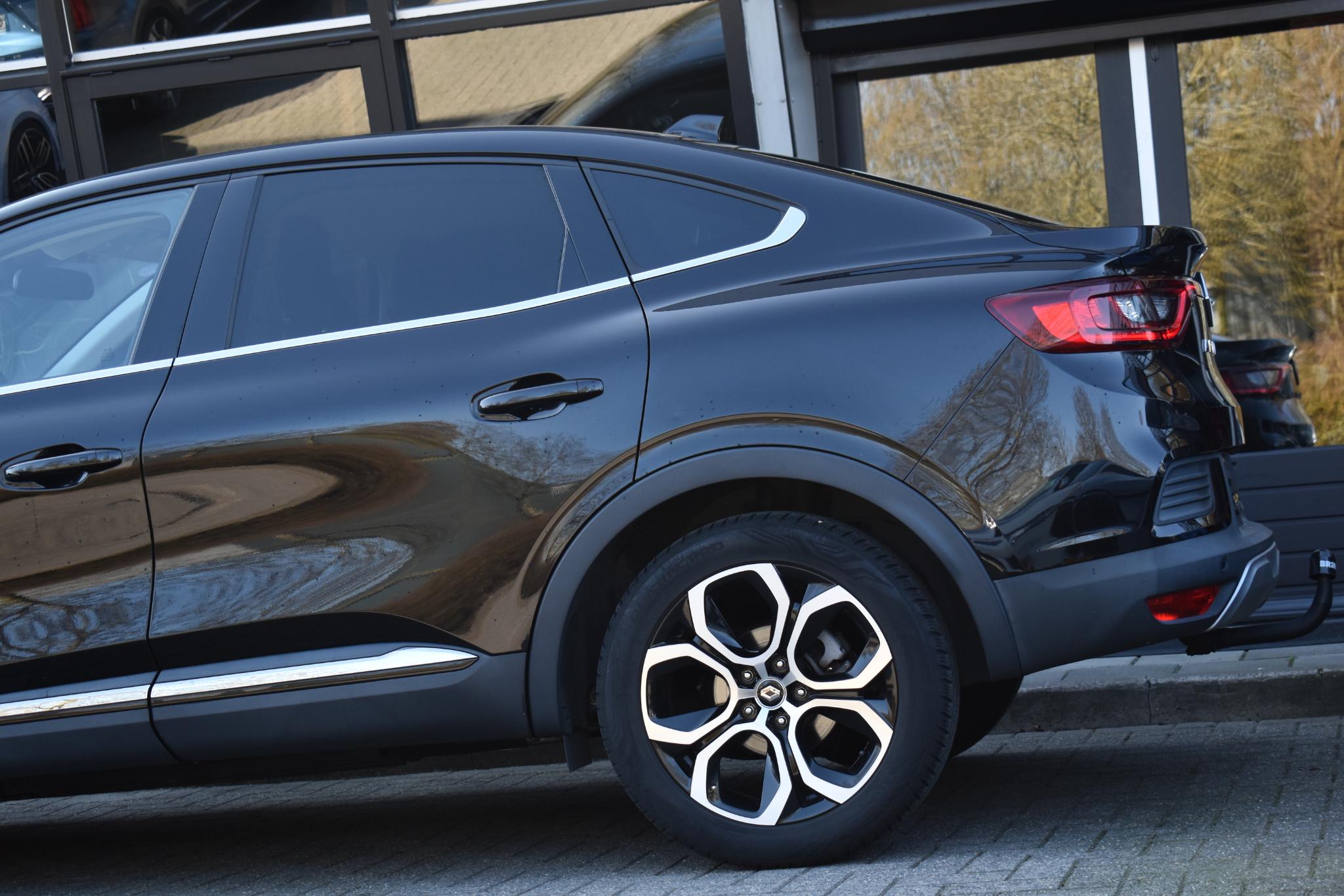 Foto van Renault Arkana E-tech