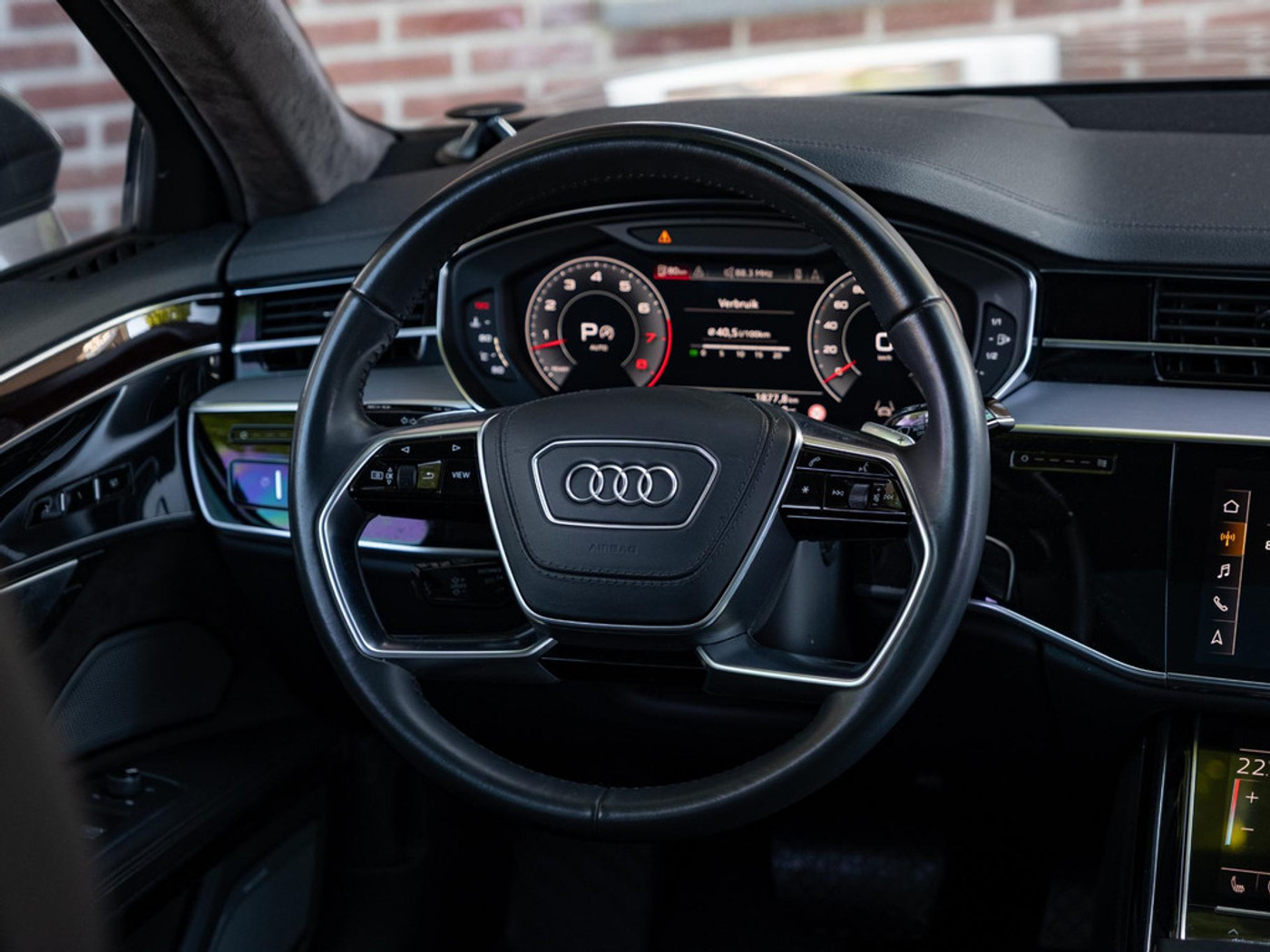 Foto van Audi A8 L