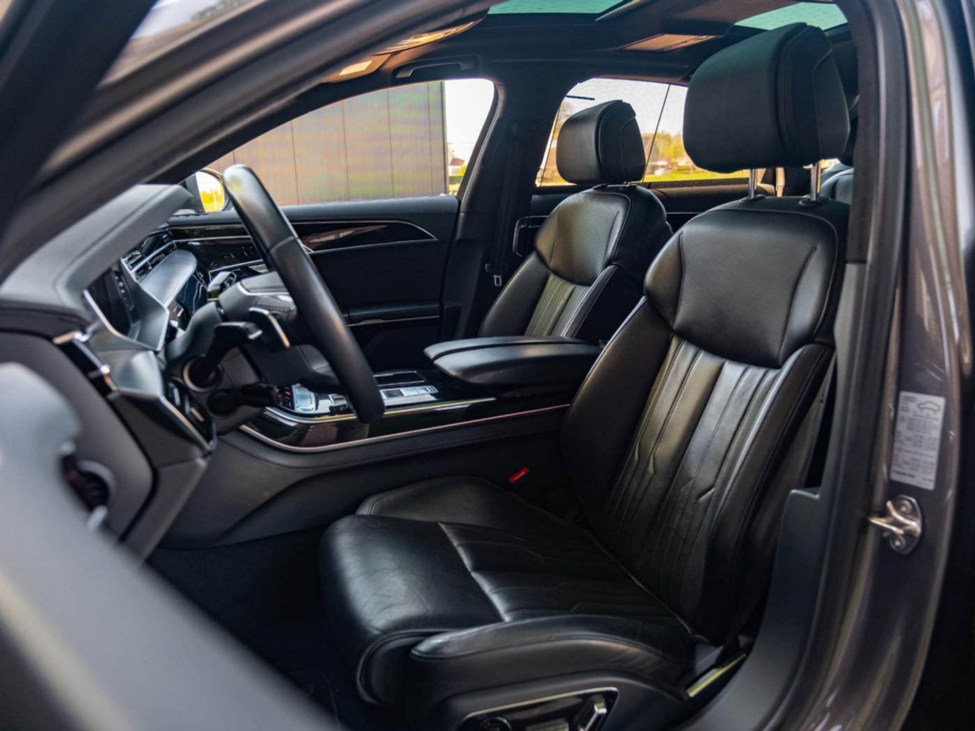 Foto van Audi A8 L