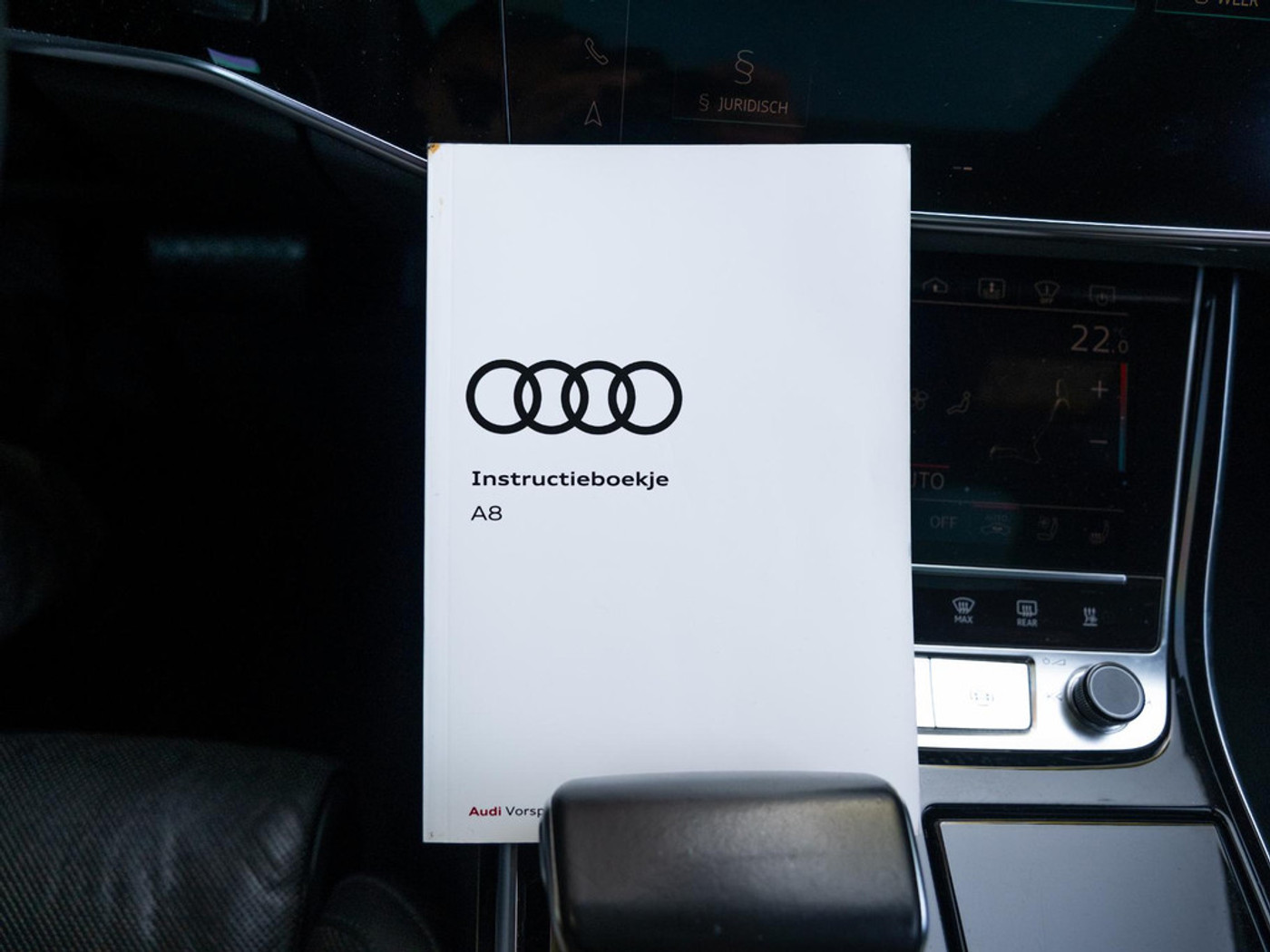 Foto van Audi A8 L