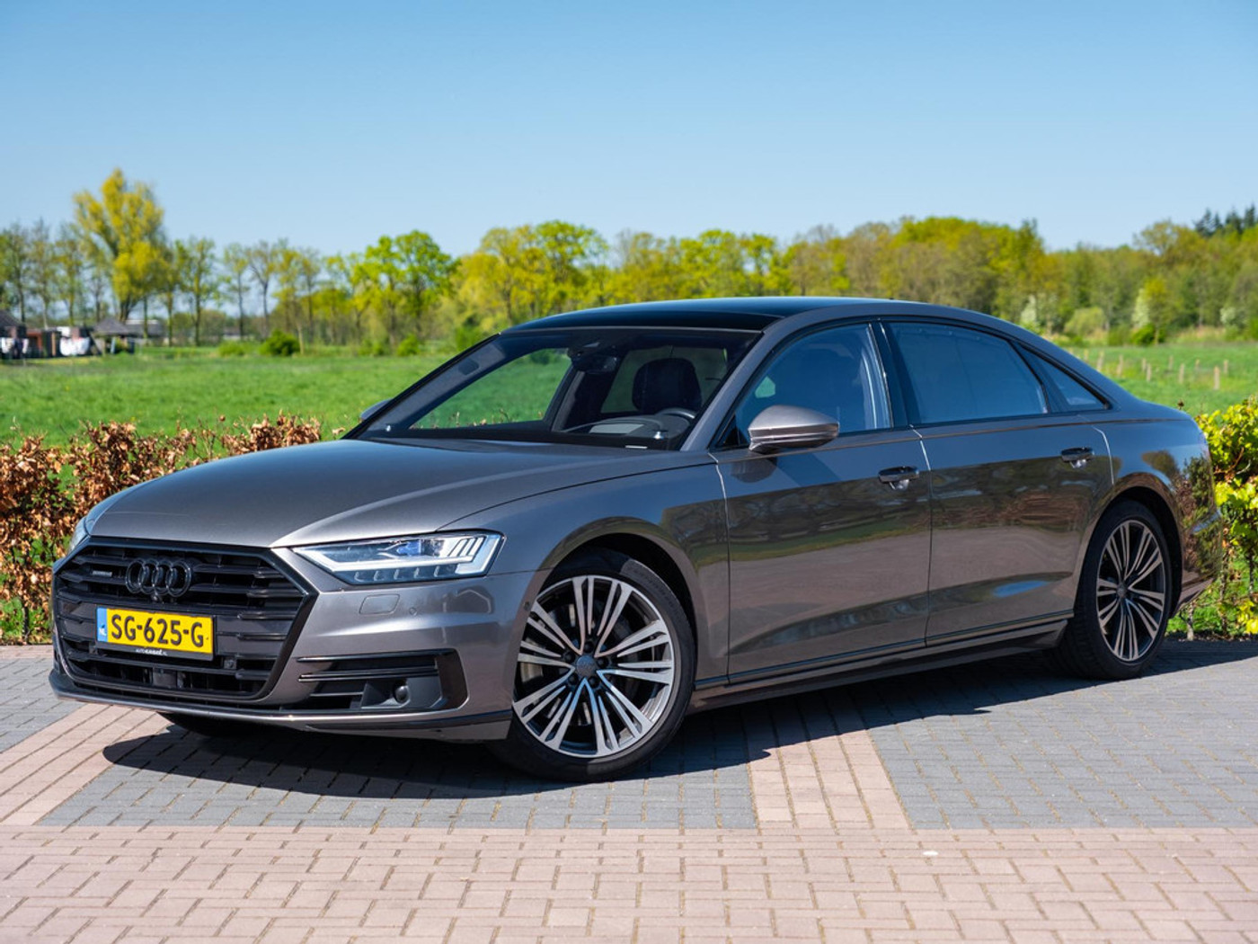 Foto van Audi A8 L