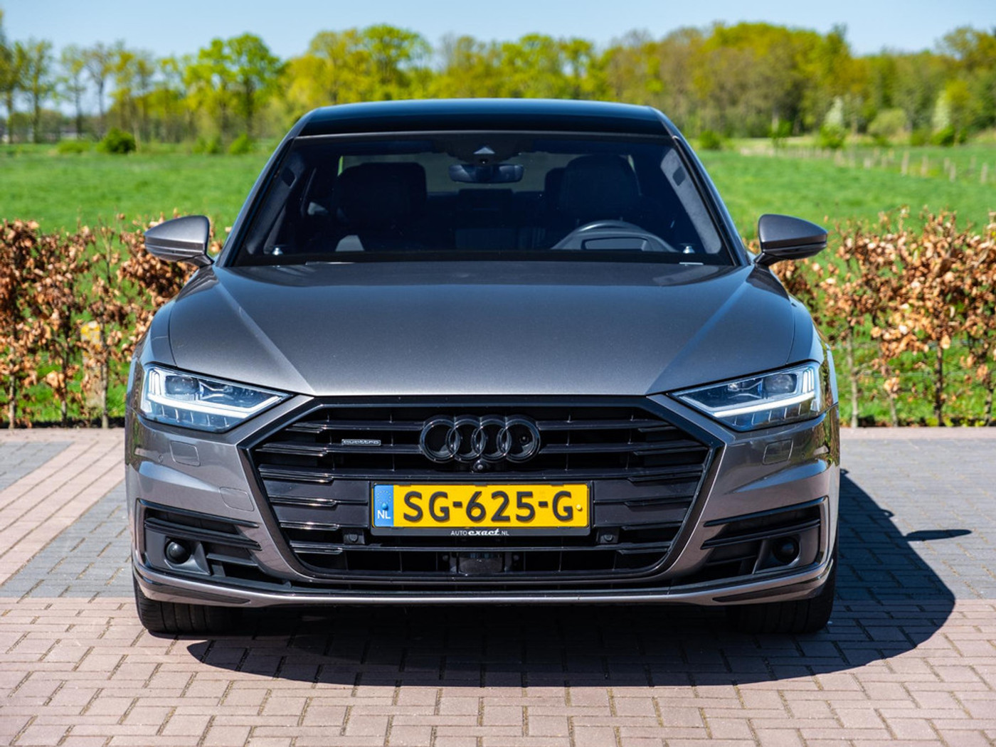 Foto van Audi A8 L