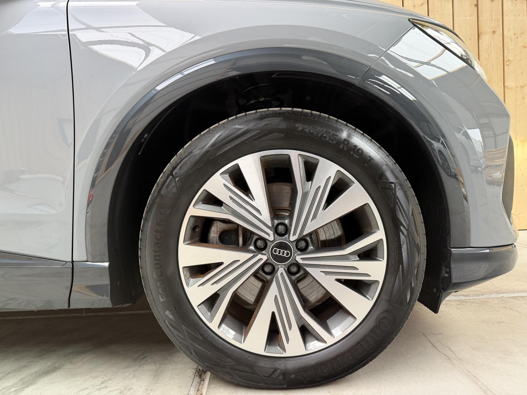 Foto van Audi Q4 40 E-tron