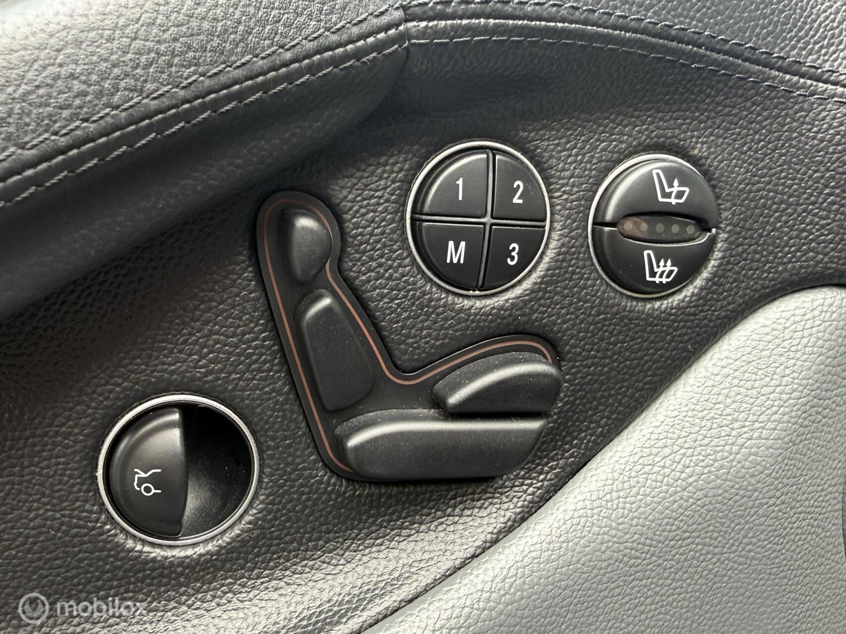 Foto van Mercedes-Benz SL 350