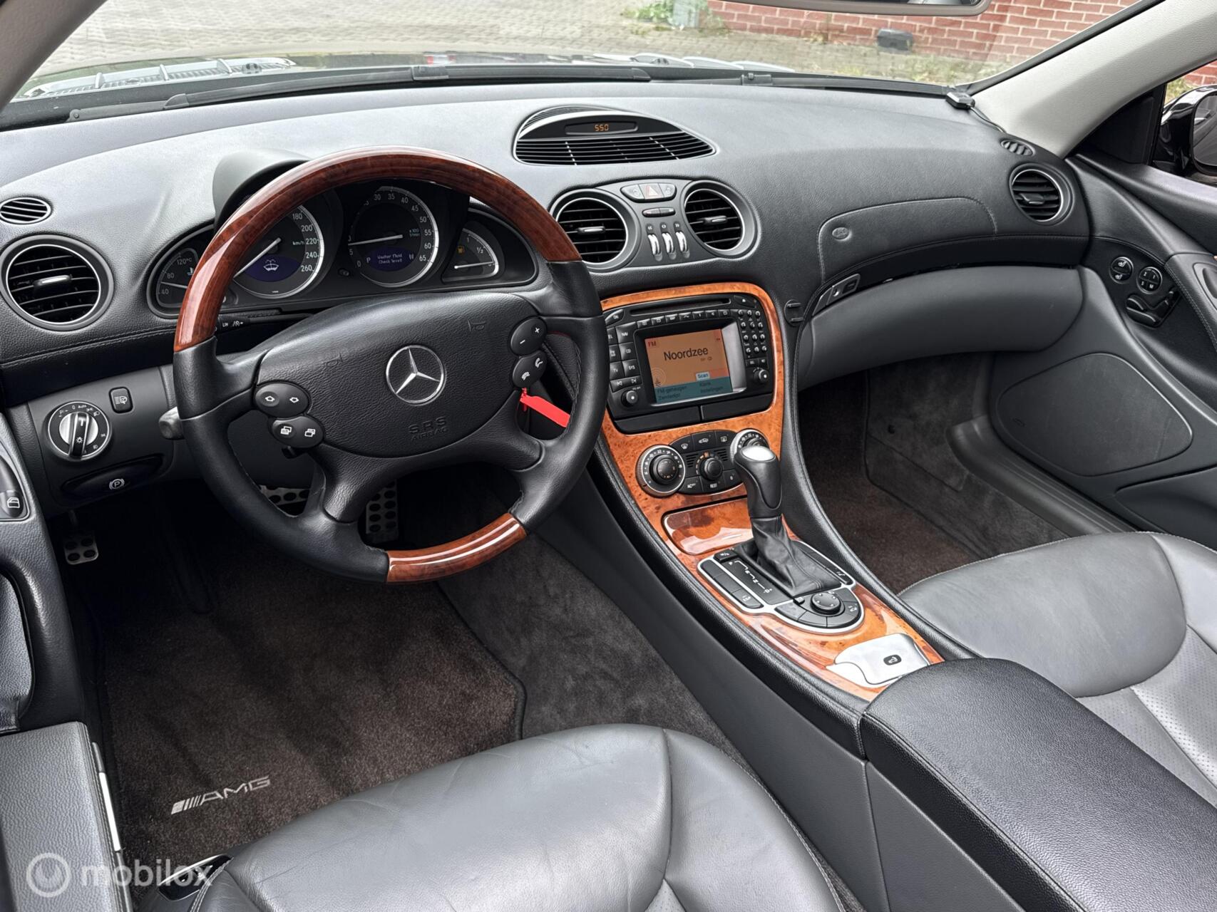 Foto van Mercedes-Benz SL 350