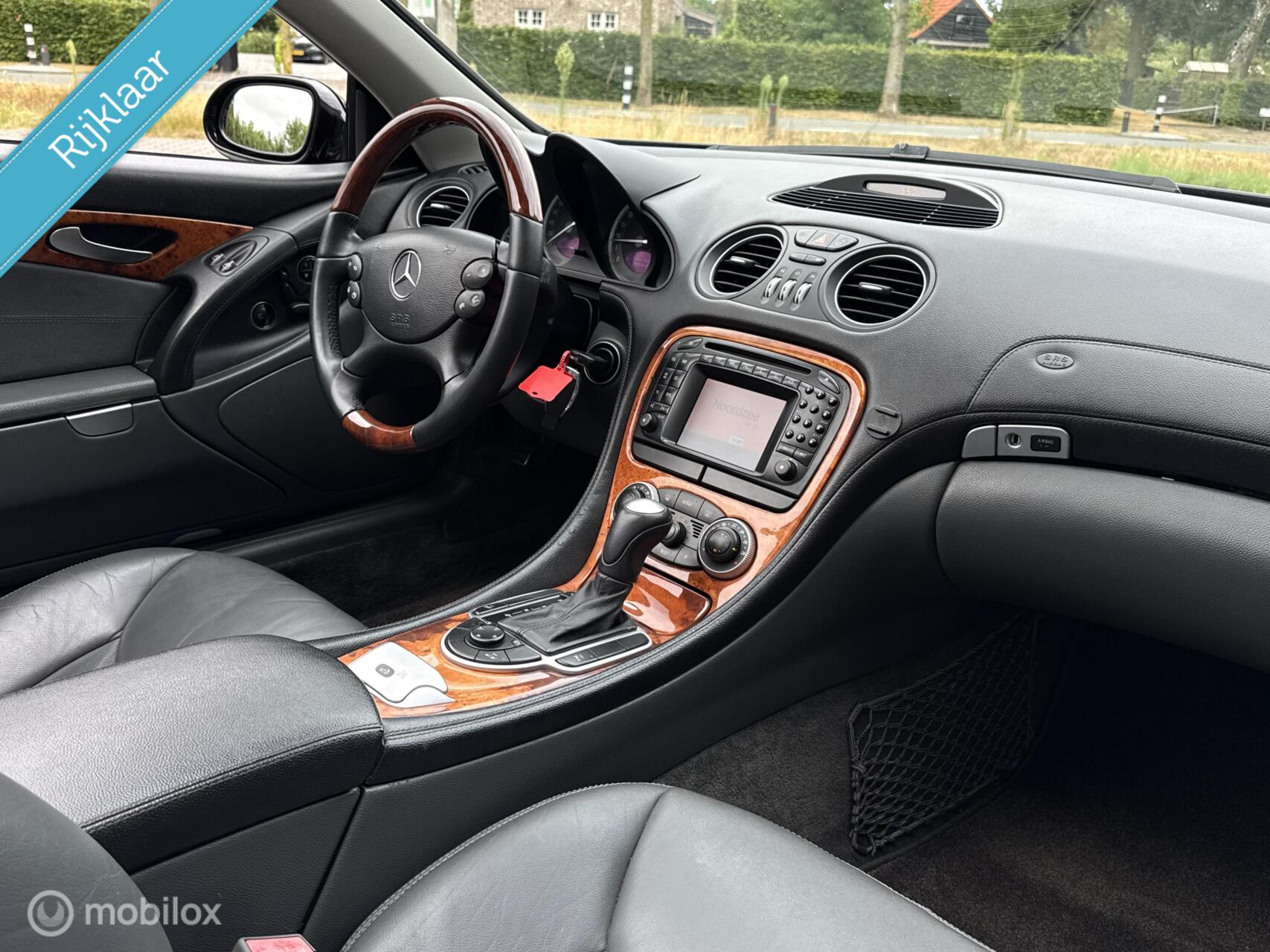 Foto van Mercedes-Benz SL 350