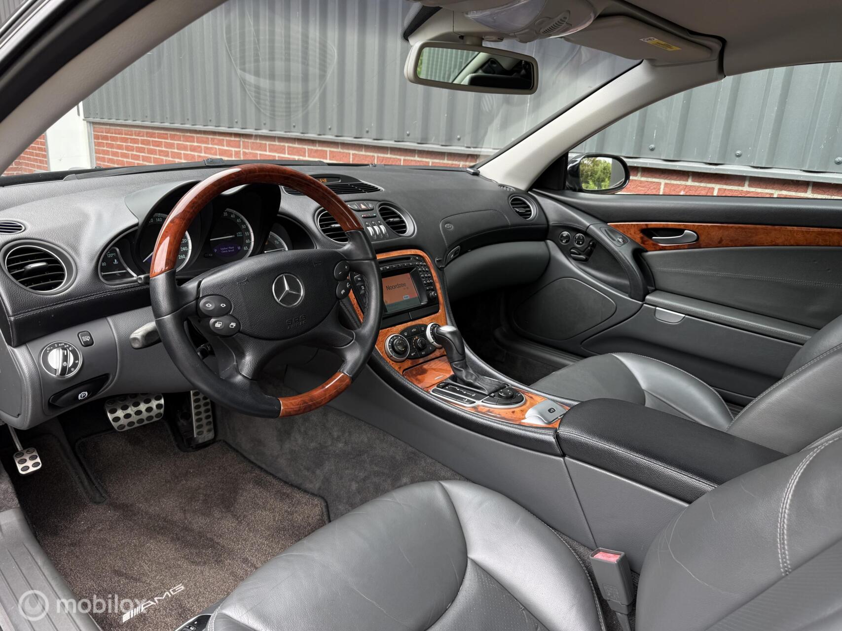 Foto van Mercedes-Benz SL 350