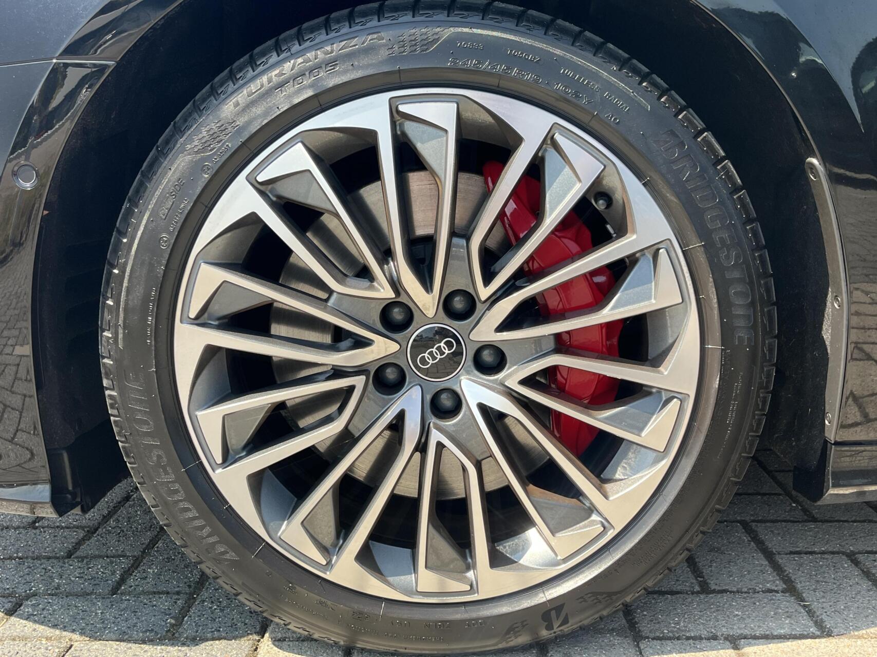 Foto van Audi A6 55 TFSI E