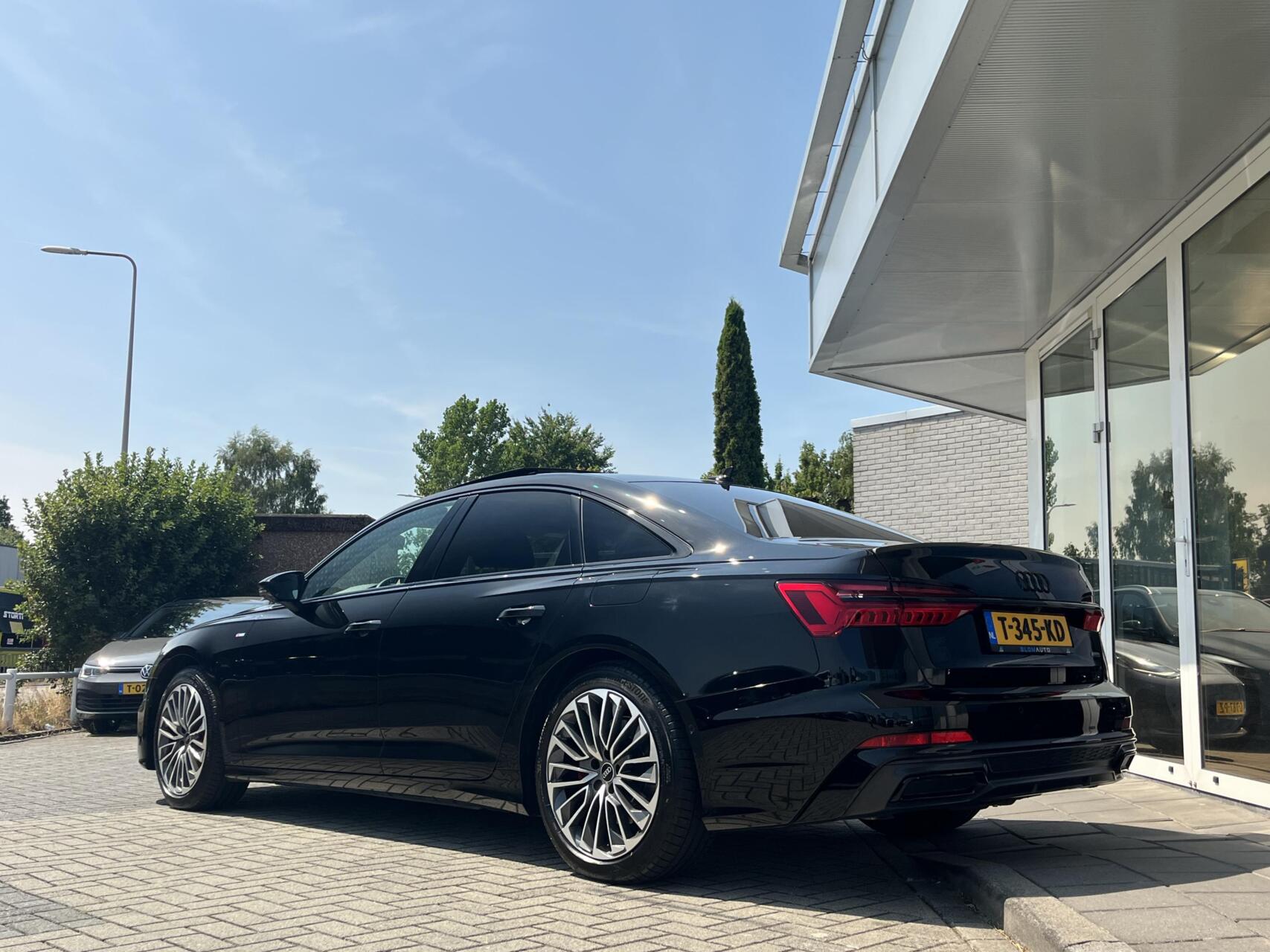 Foto van Audi A6 55 TFSI E