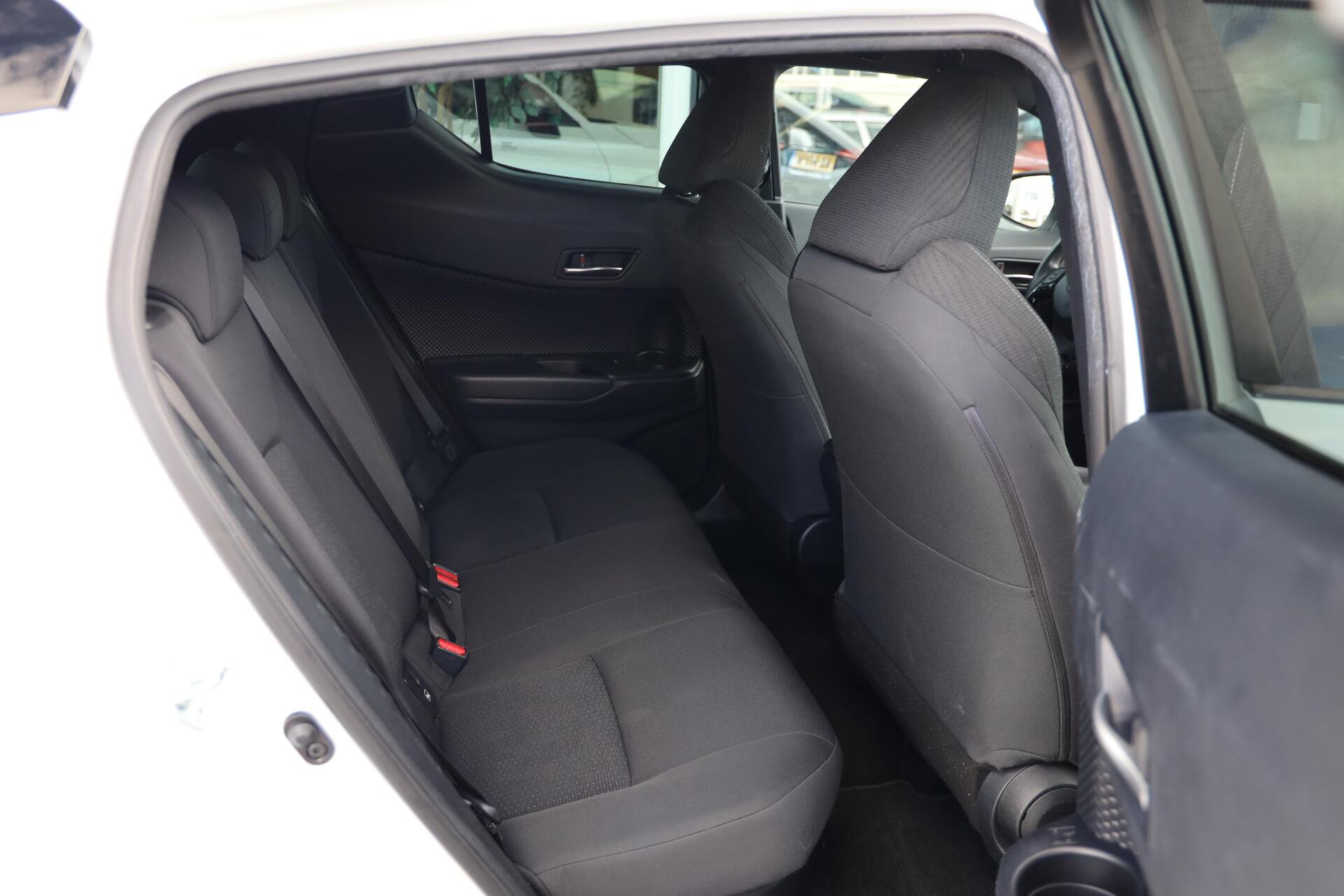 Foto van Toyota Toyota C-hr