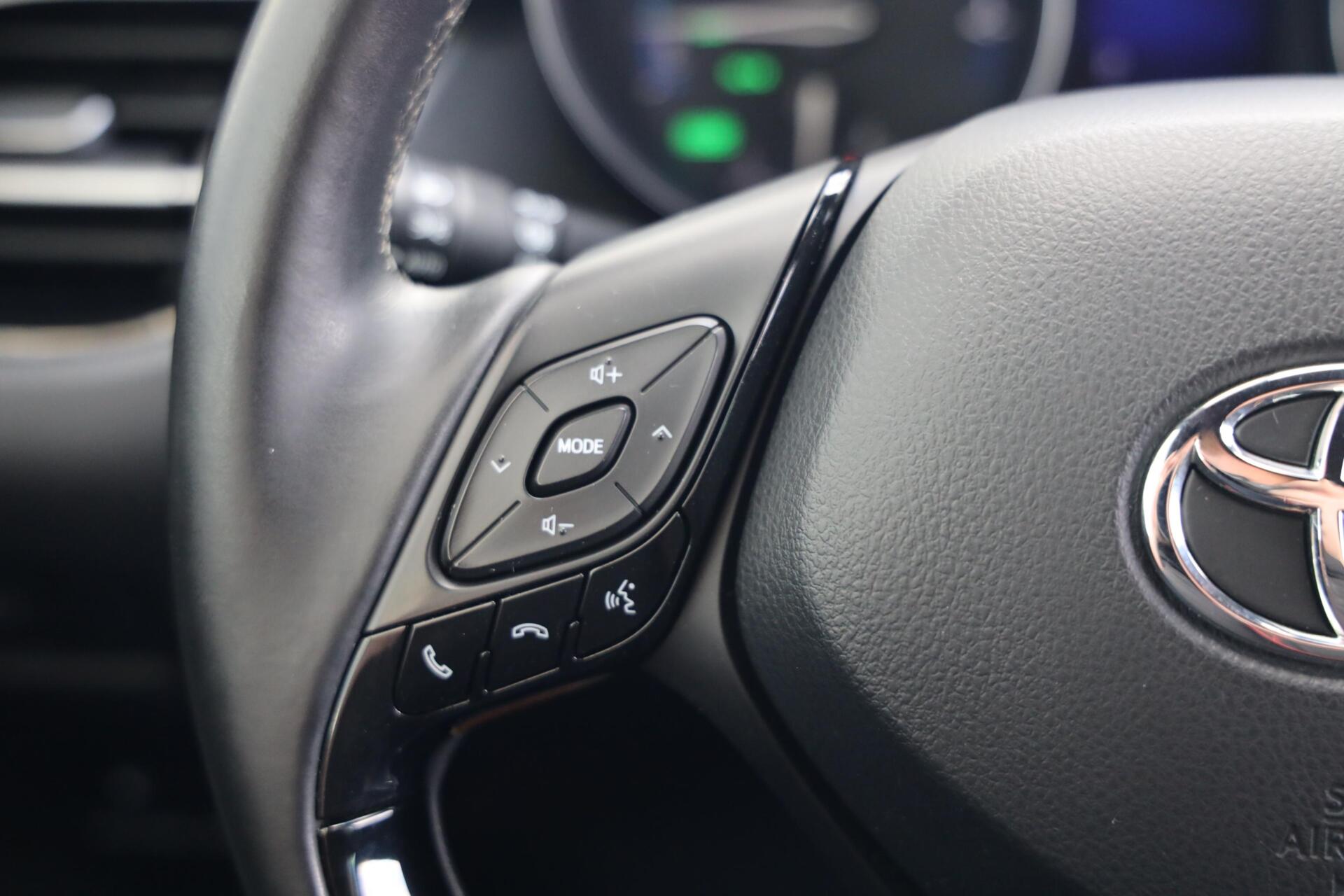Foto van Toyota Toyota C-hr