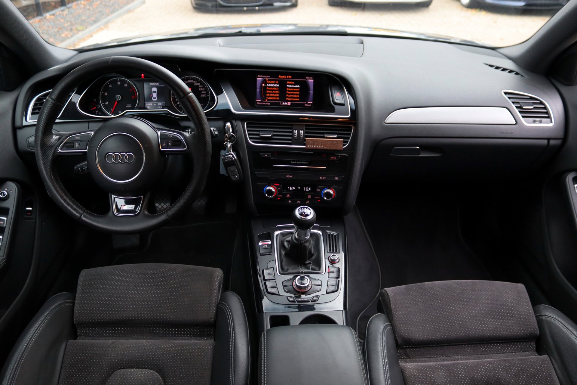 Foto van Audi A4 Limousine