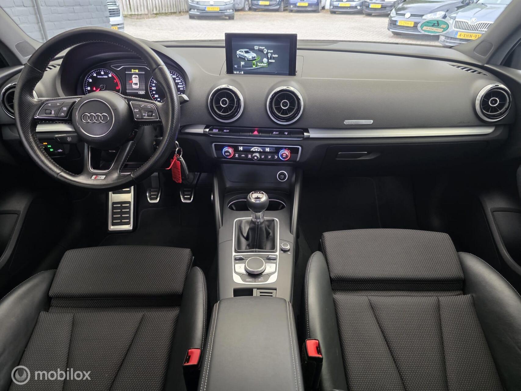 Foto van Audi A3 Limousine