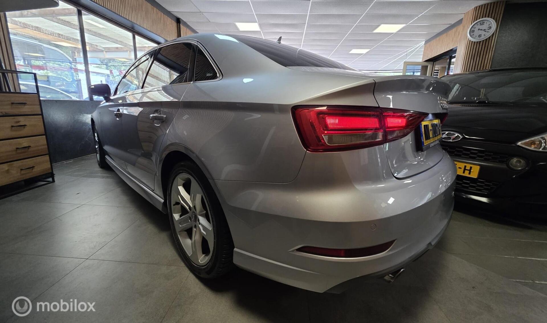 Foto van Audi A3 Limousine