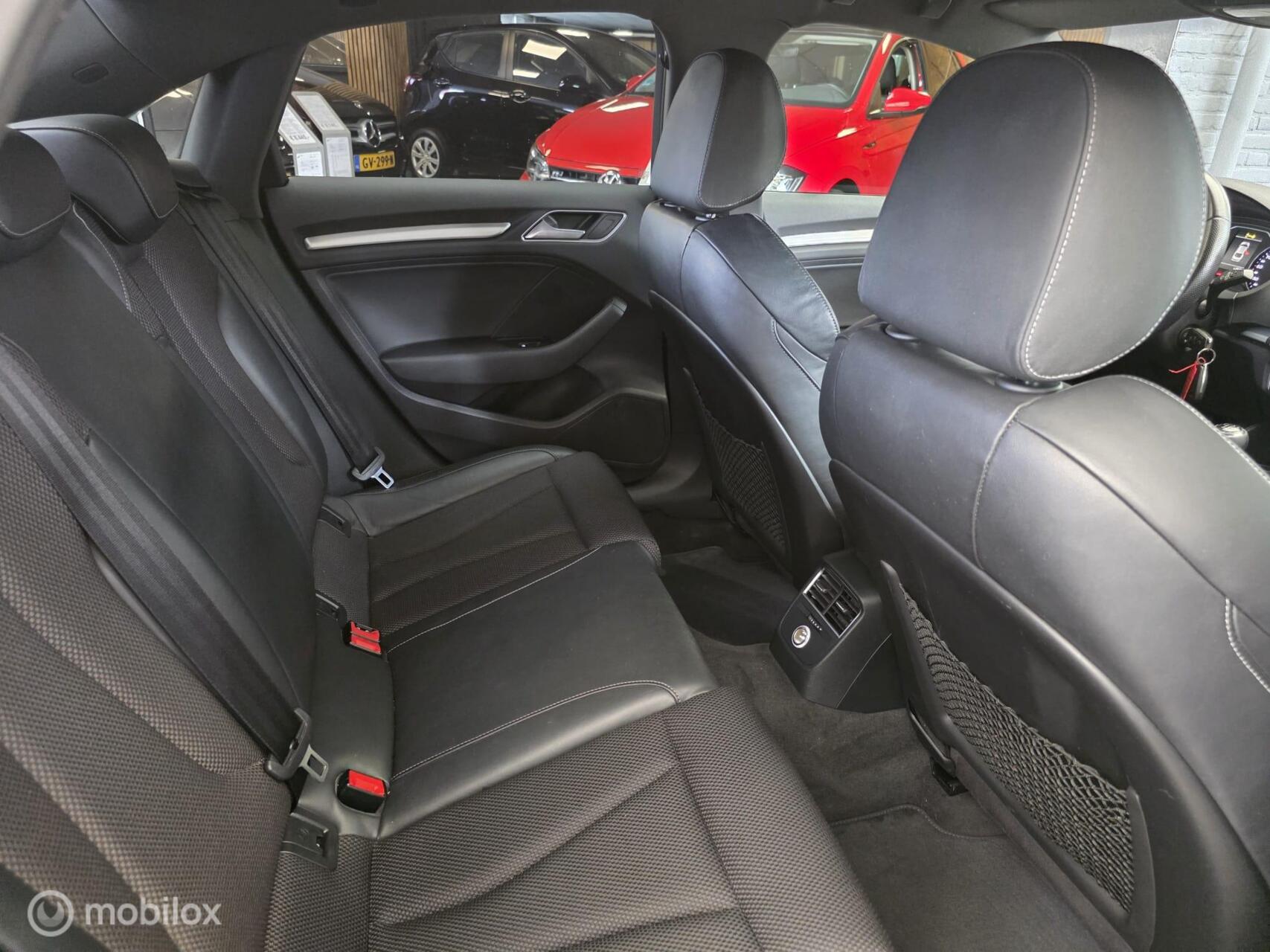 Foto van Audi A3 Limousine