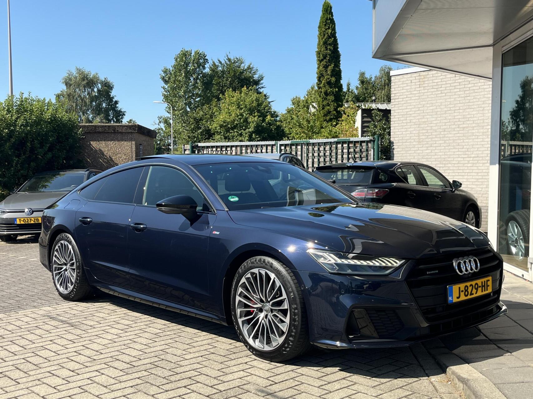 Foto van Audi A7 55 TFSI E