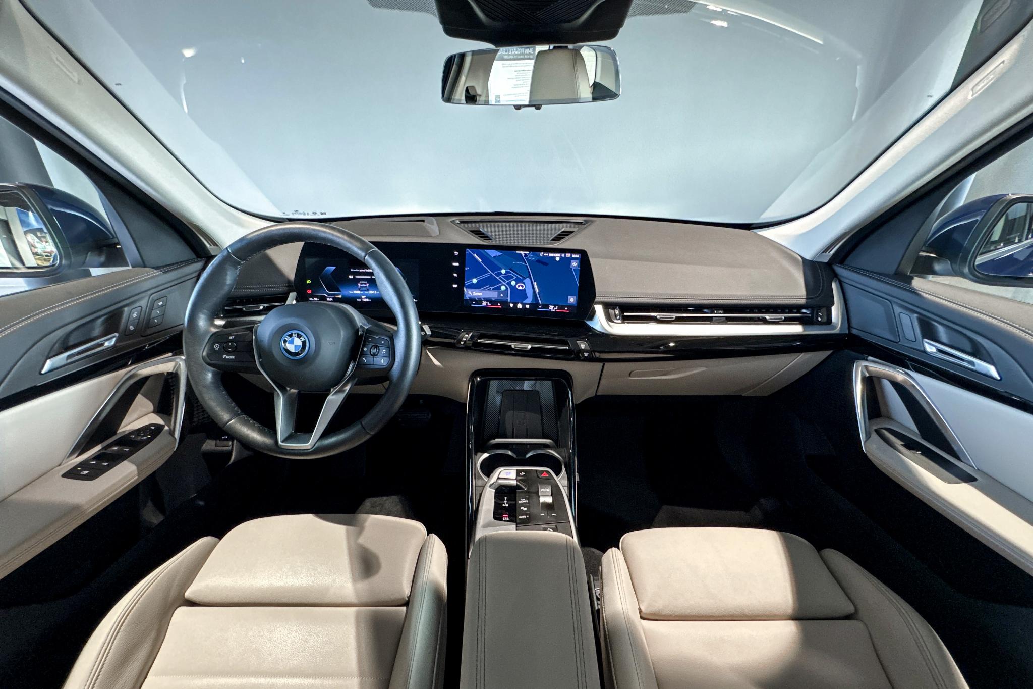 Foto van BMW Ix1 Edrive20