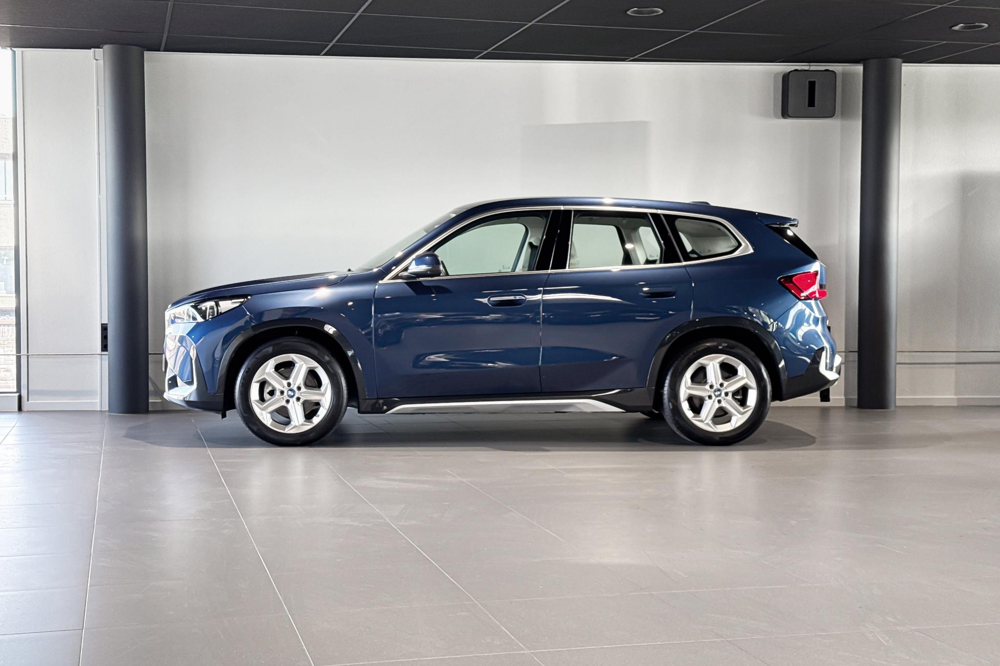 Foto van BMW Ix1 Edrive20