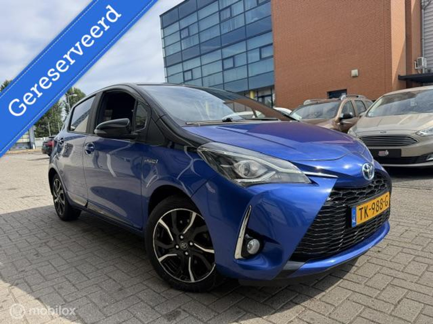 Toyota Toyota Yaris Hybrid 1.5 Hybrid Bi-Tone 2018 - voorkant