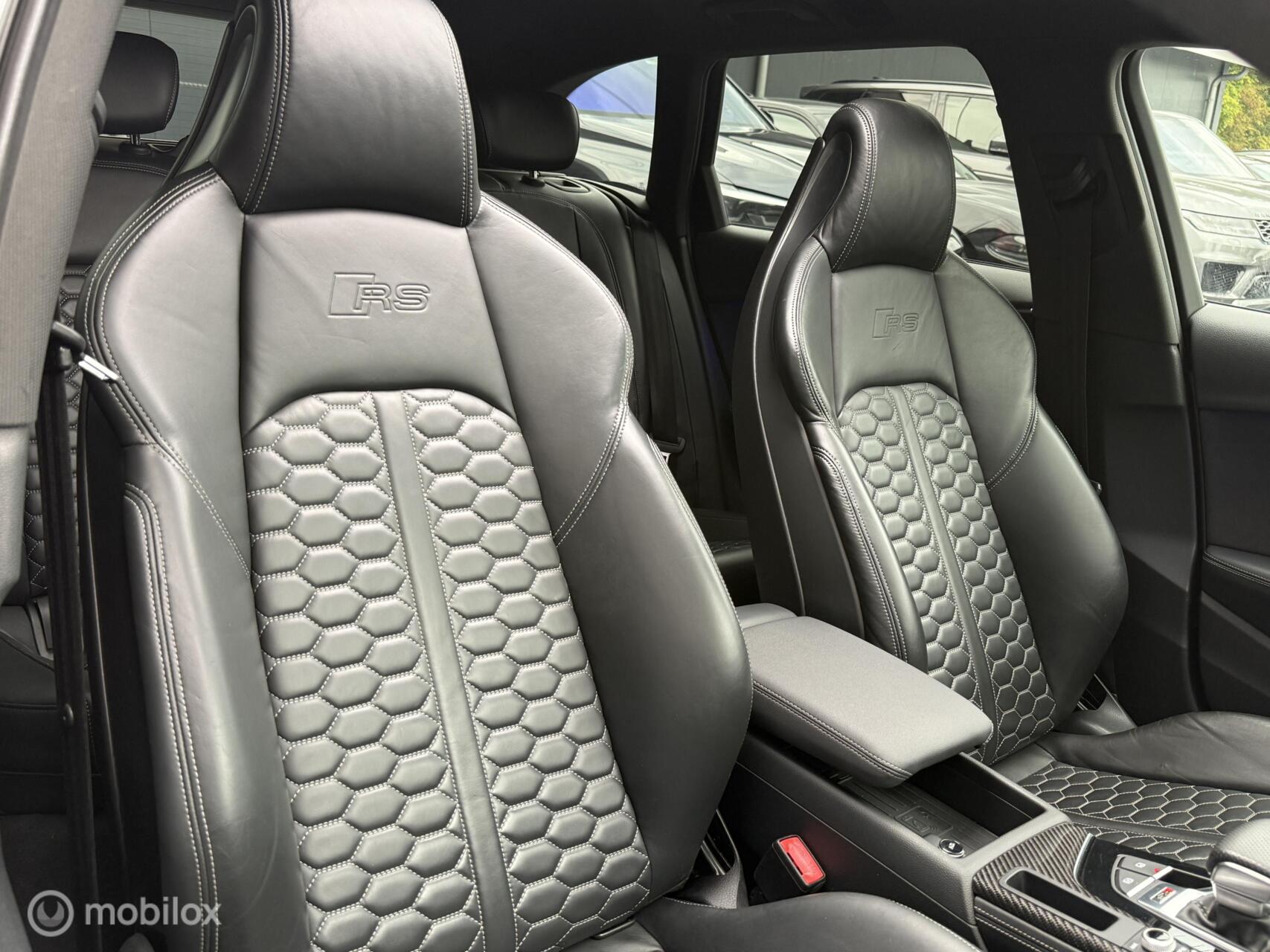 Foto van Audi RS 4 Avant