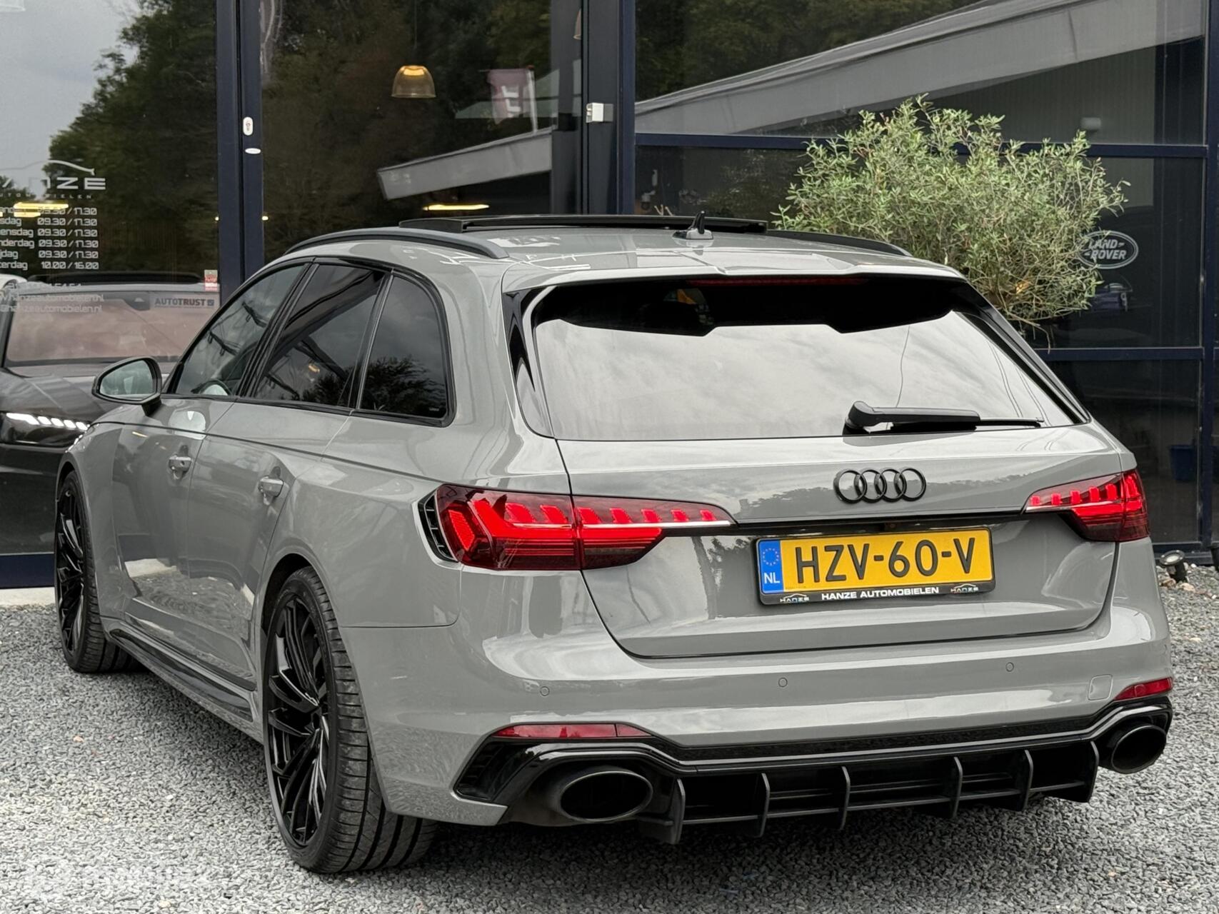 Foto van Audi RS 4 Avant