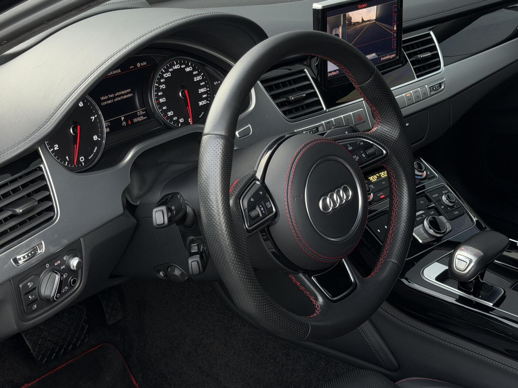 Foto van Audi A8