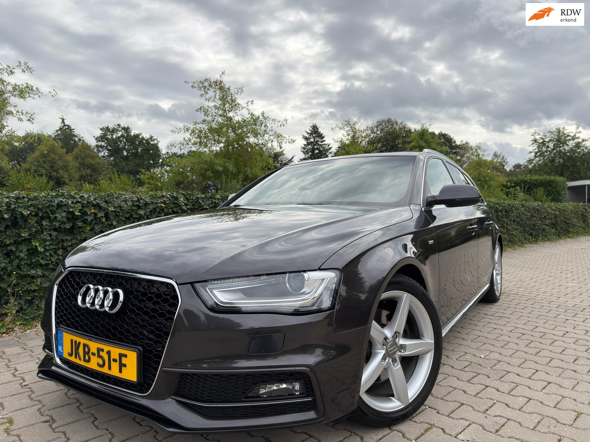 Audi A4 Avant 1.8 TFSI quattro Sport Edition , S-Line , Clima / Cruise / Panodak / Navi / Leder / Led / Xenon / 18" Lm / Trekhaak. 2014 - voorkant