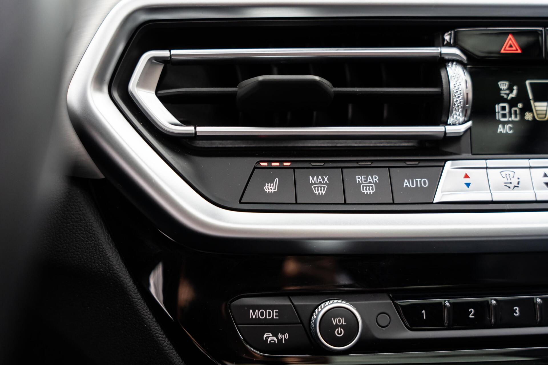 Foto van BMW X3 Xdrive30e
