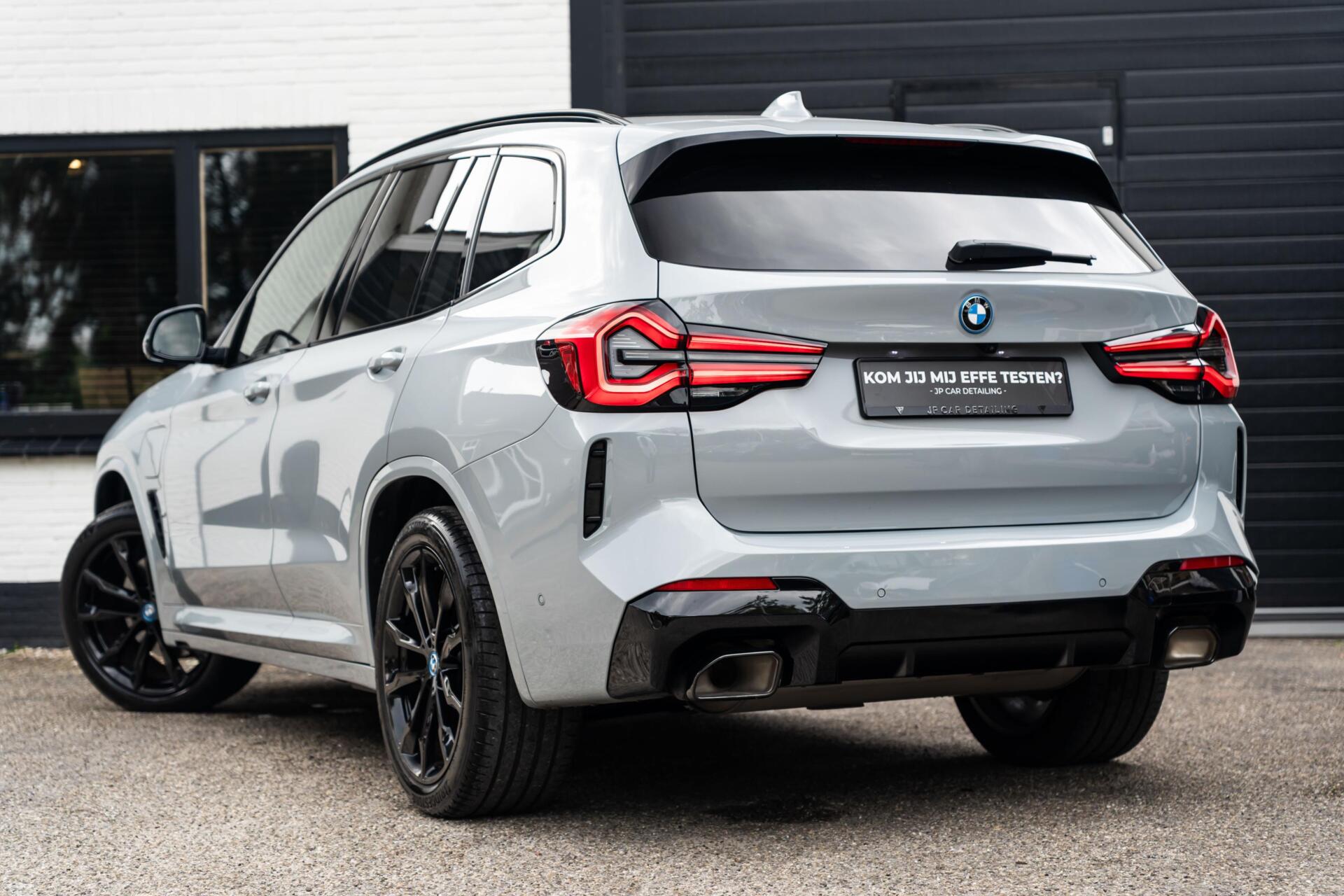 Foto van BMW X3 Xdrive30e