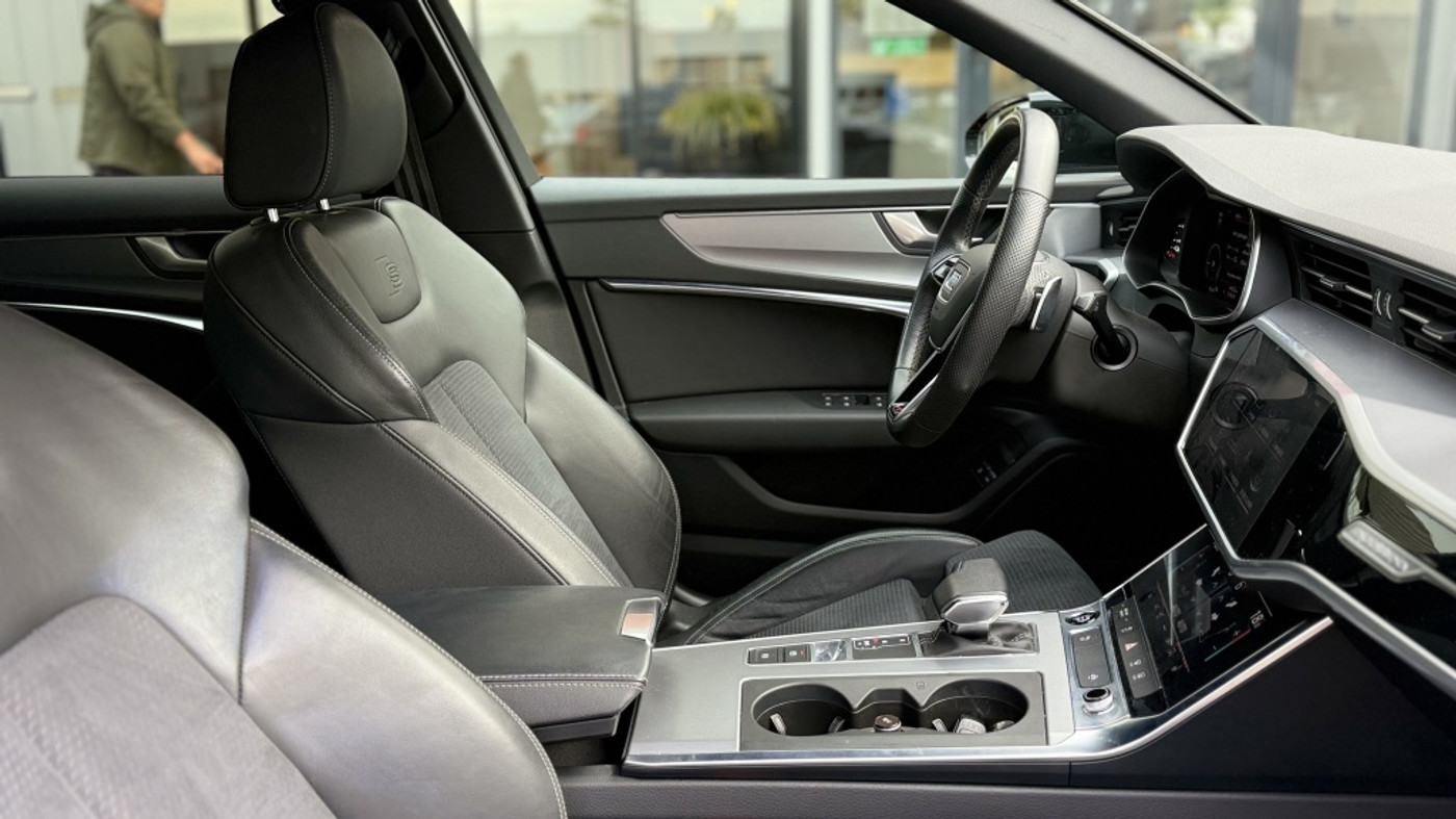Foto van Audi A6 Avant 55 TFSI E